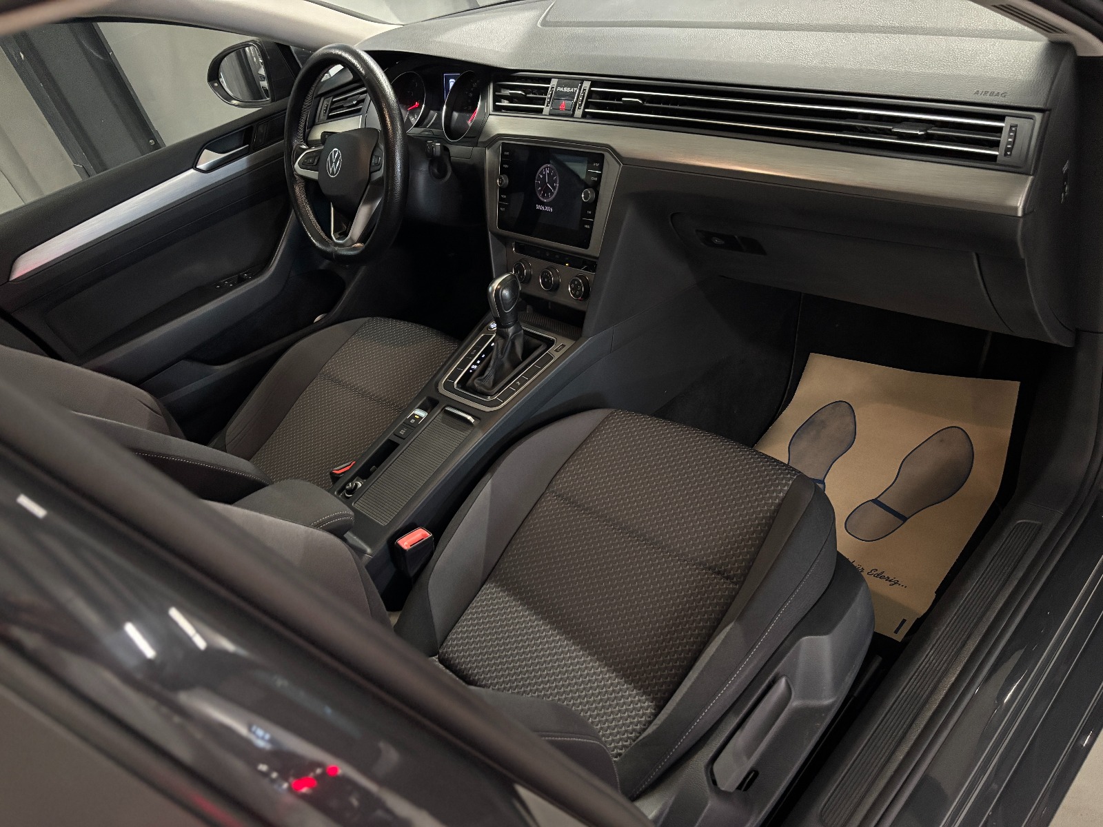 2021 Benzin Otomatik Volkswagen Passat Gri Yüzbaşıoğlu Otomotiv Mam. San ve Tic A.Ş.