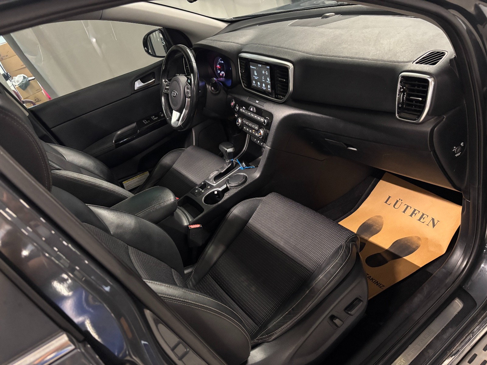 2020 Dizel Otomatik Kia Sportage Gri Yüzbaşıoğlu Otomotiv Mam. San ve Tic A.Ş.
