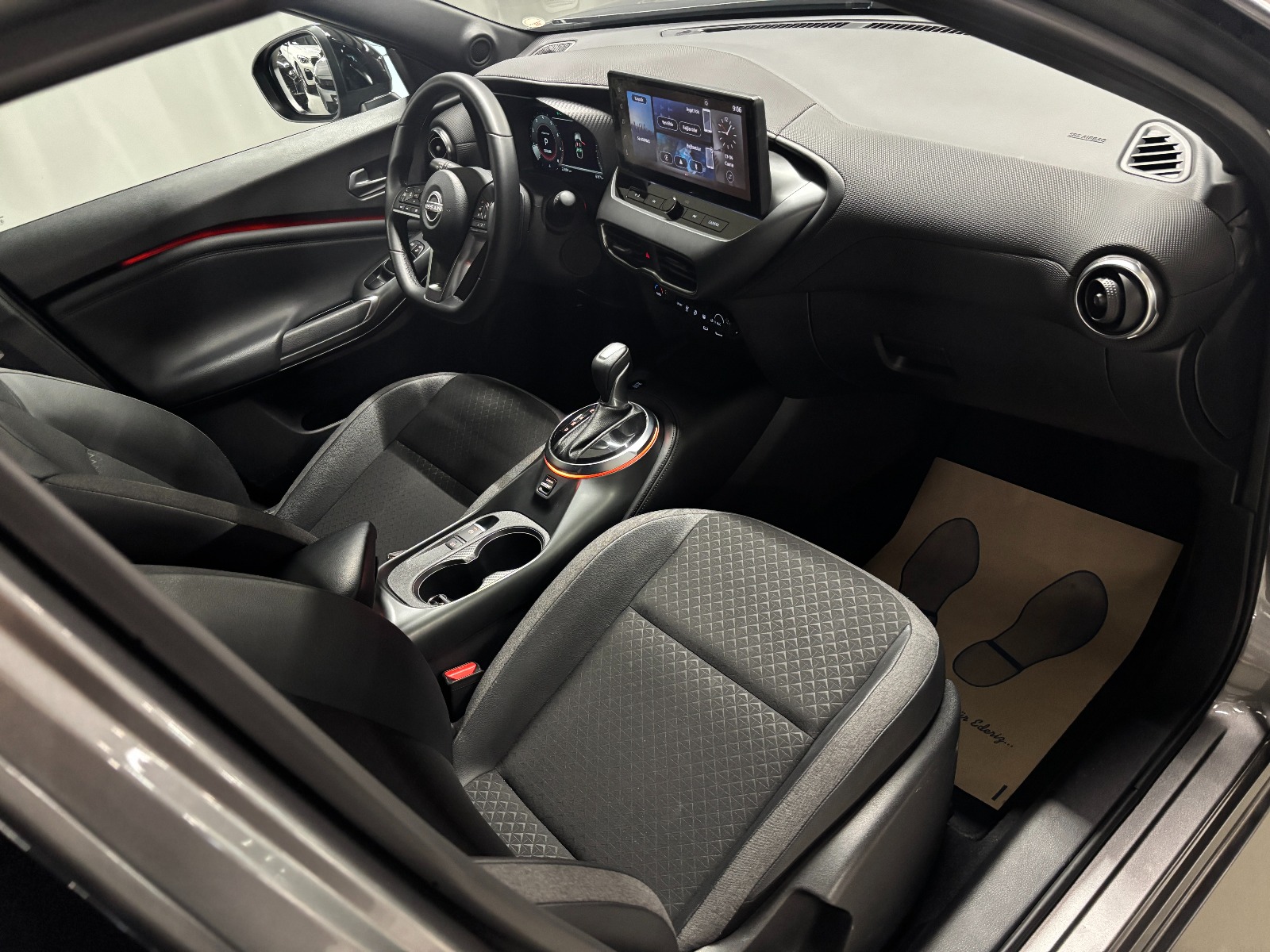 2026 Benzin Otomatik Nissan Juke Gri Yüzbaşıoğlu Otomotiv Mam. San ve Tic A.Ş.