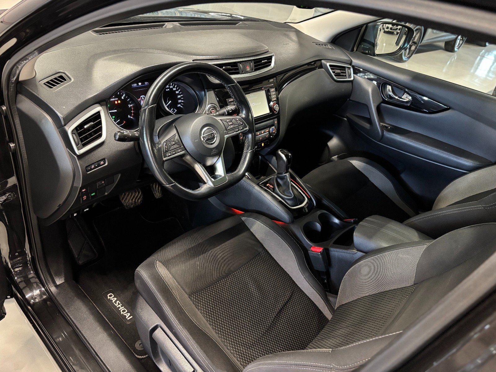 2020 Dizel Otomatik Nissan Qashqai Siyah Yüzbaşıoğlu Otomotiv Mam. San ve Tic A.Ş.