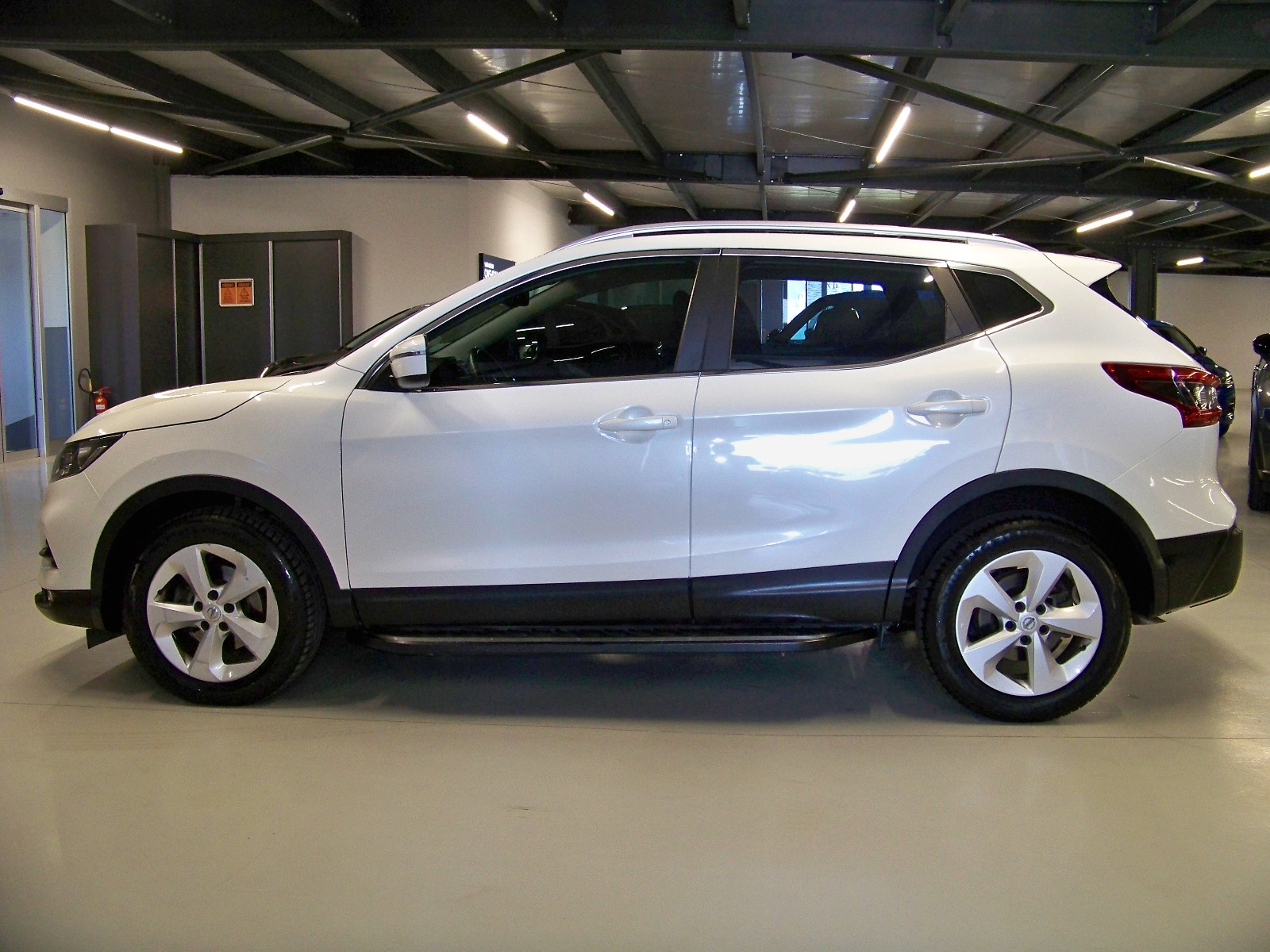 2020 Benzin Otomatik Nissan Qashqai Beyaz Yüzbaşıoğlu Otomotiv Mam. San ve Tic A.Ş.