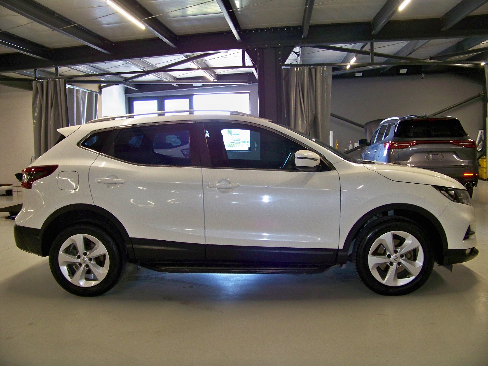 2020 Benzin Otomatik Nissan Qashqai Beyaz Yüzbaşıoğlu Otomotiv Mam. San ve Tic A.Ş.