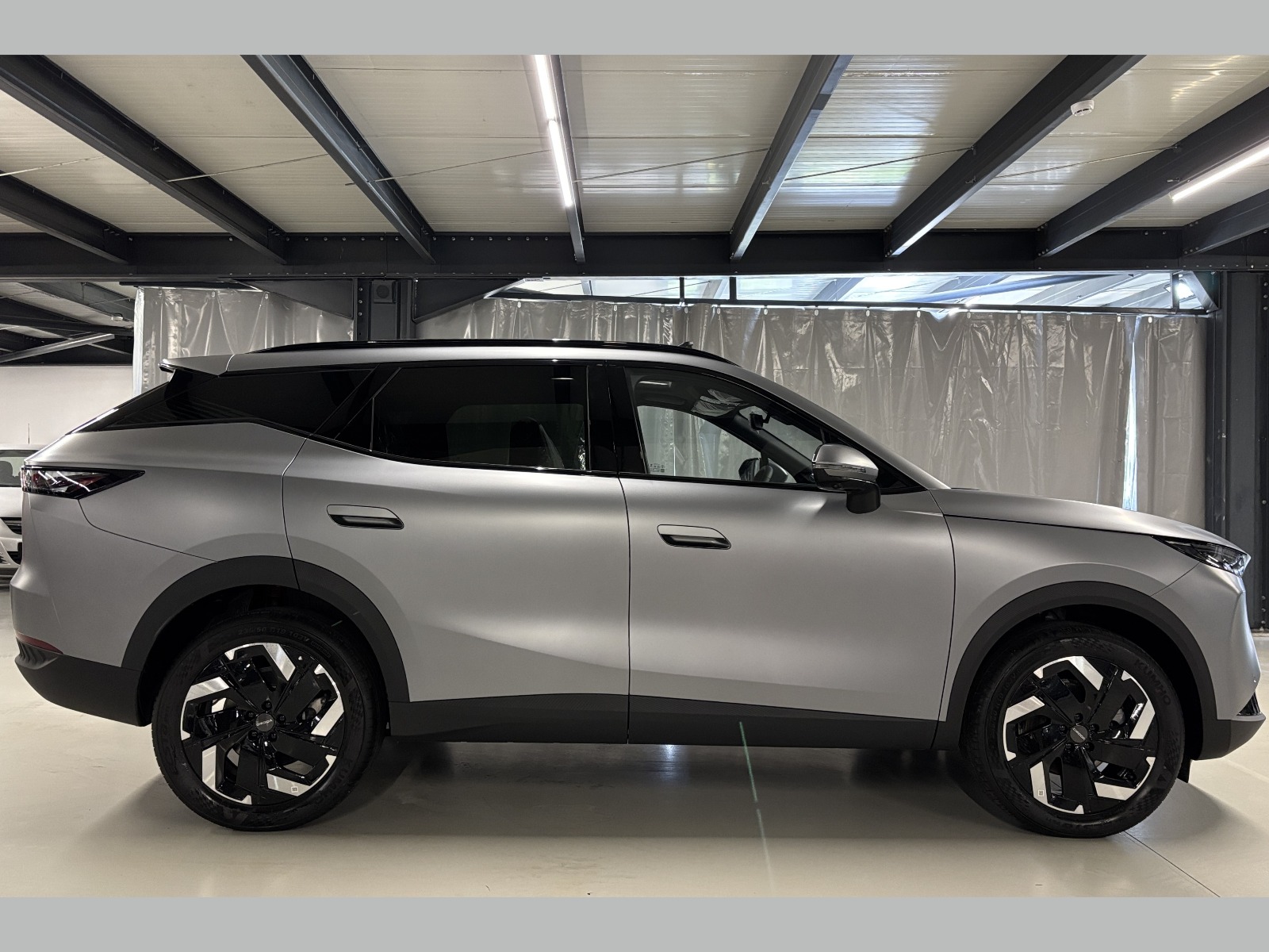 2026 Benzin Otomatik Omoda 7 Gri Yüzbaşıoğlu Otomotiv Mam. San ve Tic A.Ş.