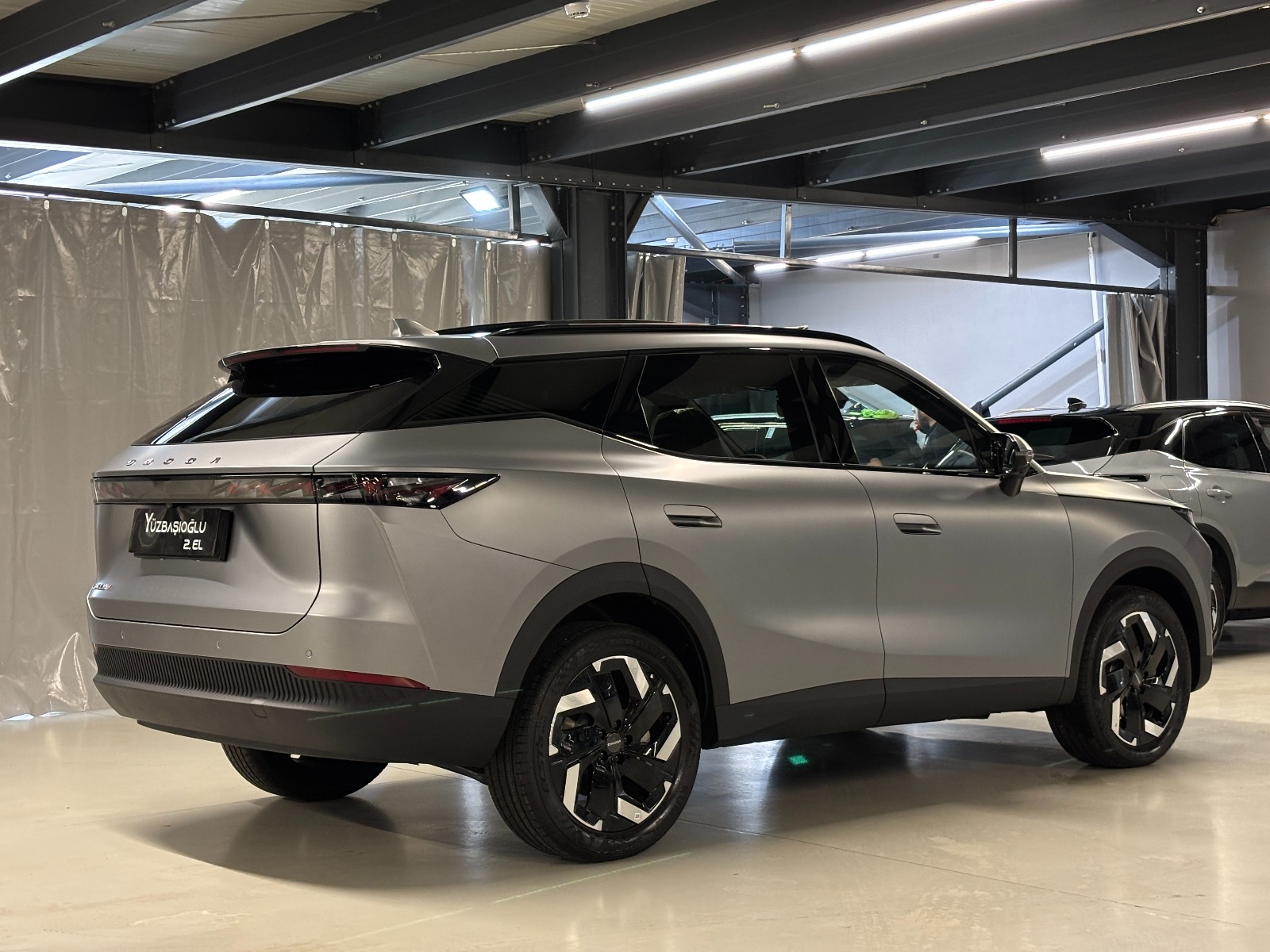 2026 Benzin Otomatik Omoda 7 Gri Yüzbaşıoğlu Otomotiv Mam. San ve Tic A.Ş.