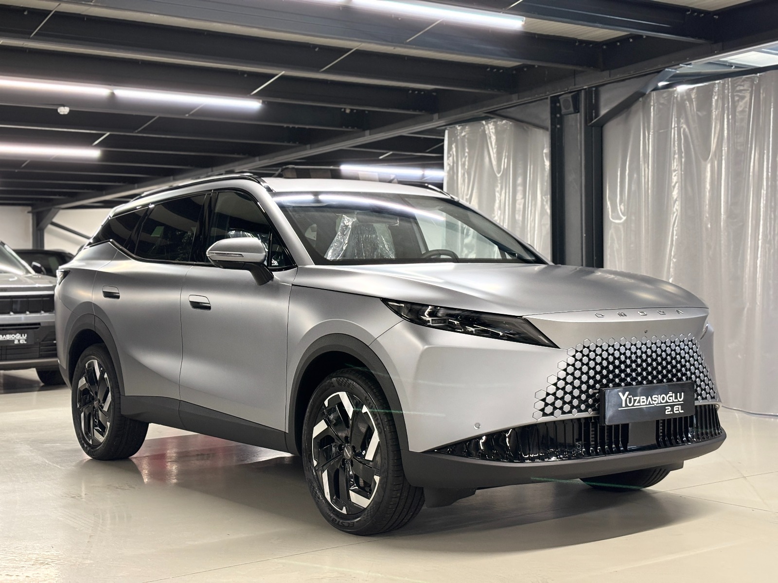 2026 Benzin Otomatik Omoda 7 Gri Yüzbaşıoğlu Otomotiv Mam. San ve Tic A.Ş.