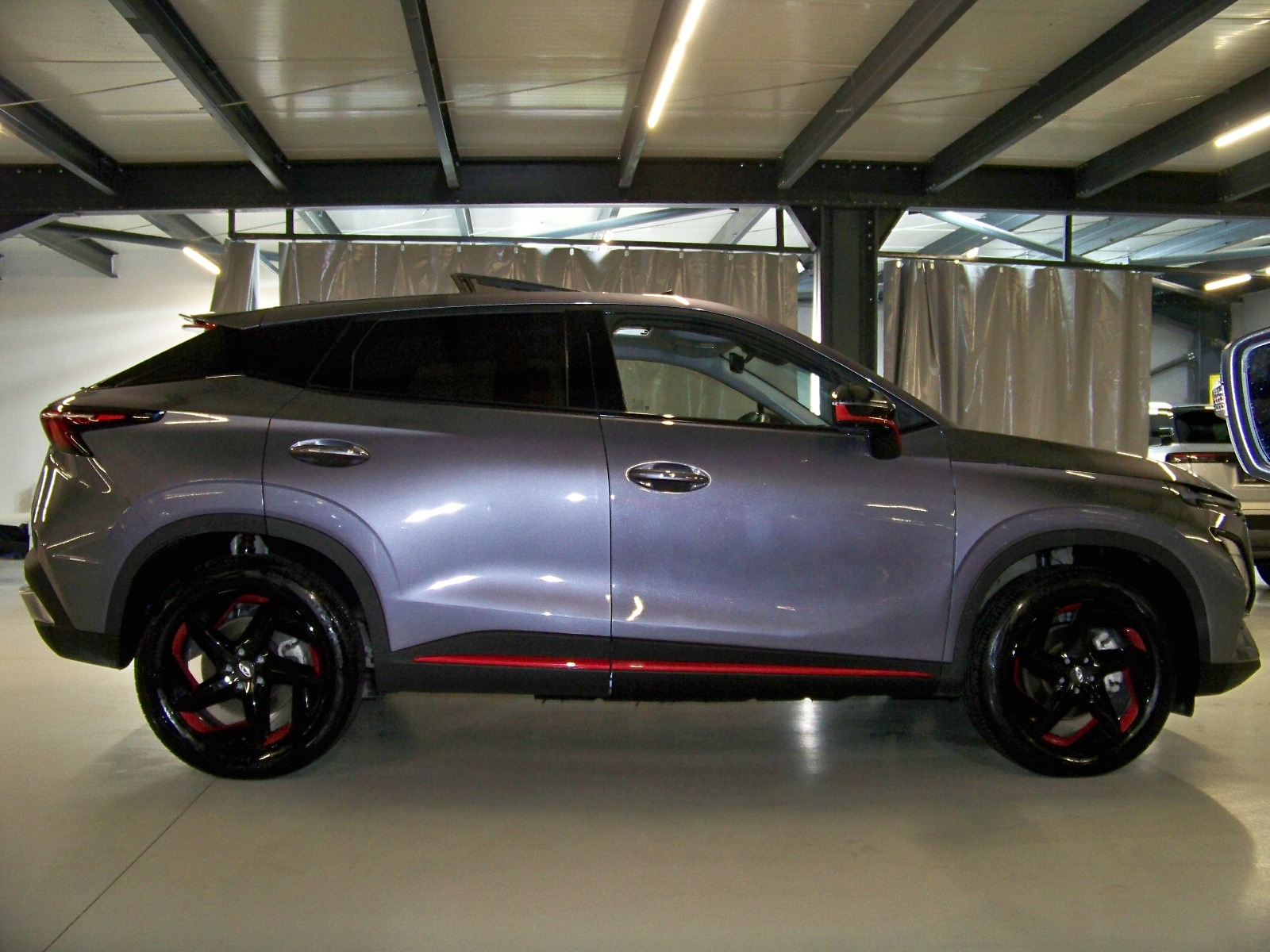 2023 Benzin Otomatik Chery Omoda 5 Gri Yüzbaşıoğlu Otomotiv Mam. San ve Tic A.Ş.