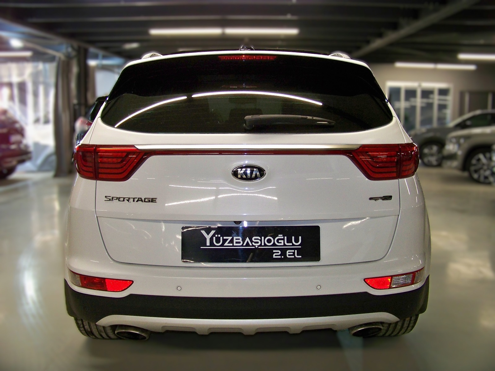 2016 Benzin Otomatik Kia Sportage Beyaz Yüzbaşıoğlu Otomotiv Mam. San ve Tic A.Ş.