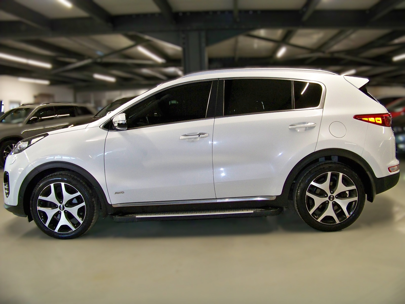 2016 Benzin Otomatik Kia Sportage Beyaz Yüzbaşıoğlu Otomotiv Mam. San ve Tic A.Ş.