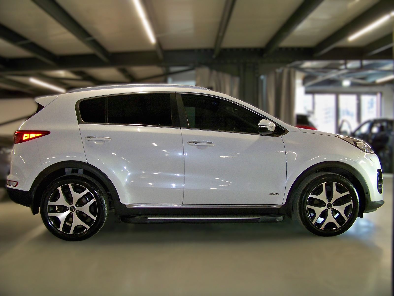 2016 Benzin Otomatik Kia Sportage Beyaz Yüzbaşıoğlu Otomotiv Mam. San ve Tic A.Ş.