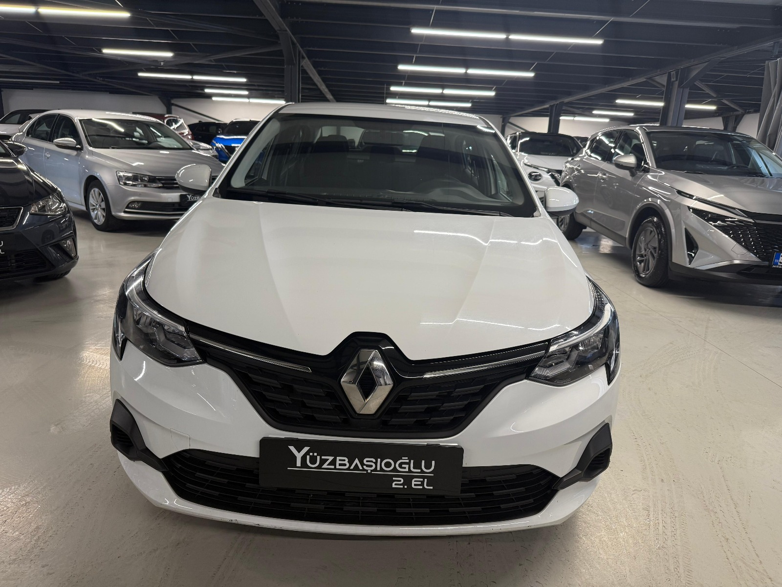 2022 Benzin Otomatik Renault Taliant Beyaz Yüzbaşıoğlu Otomotiv Mam. San ve Tic A.Ş.