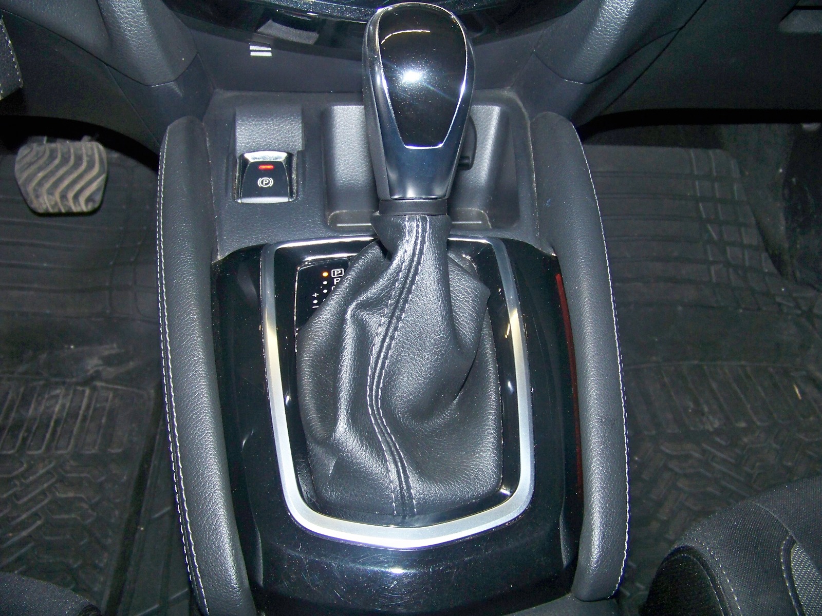 2019 Benzin Otomatik Nissan Qashqai Gri Yüzbaşıoğlu Otomotiv Mam. San ve Tic A.Ş.