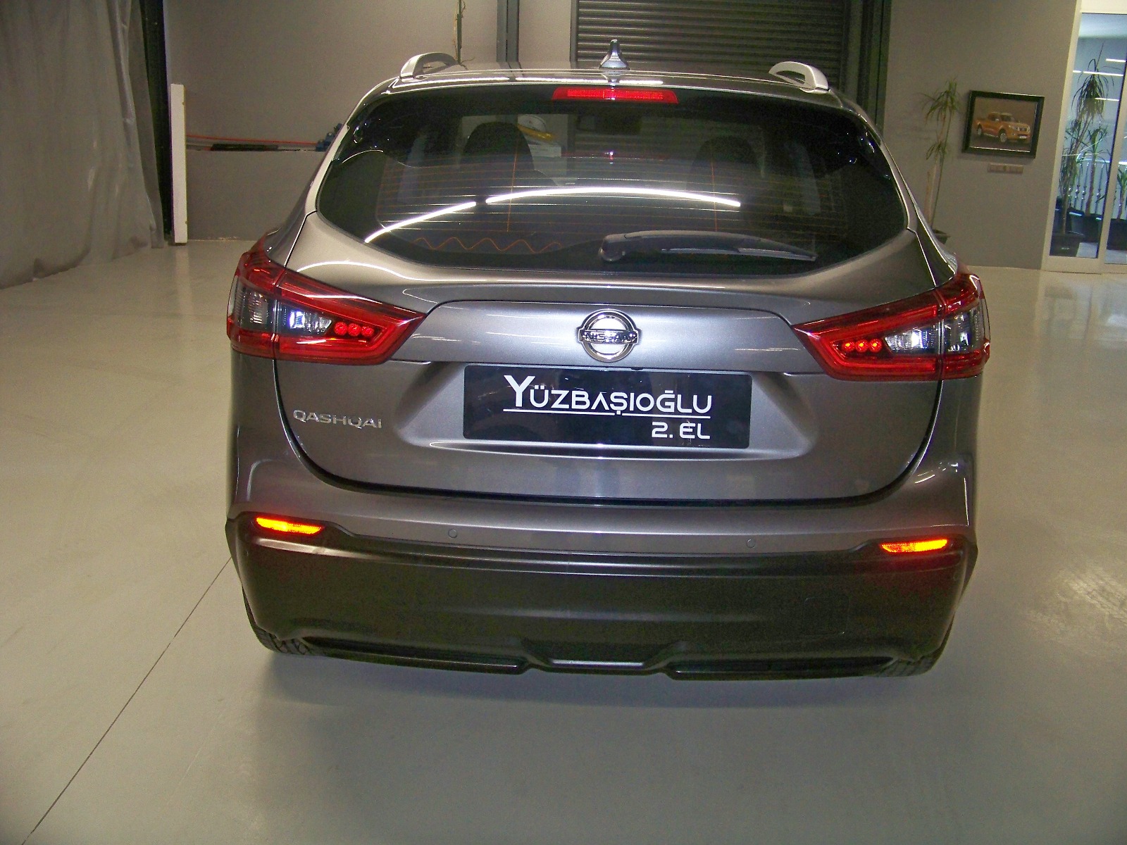 2019 Benzin Otomatik Nissan Qashqai Gri Yüzbaşıoğlu Otomotiv Mam. San ve Tic A.Ş.