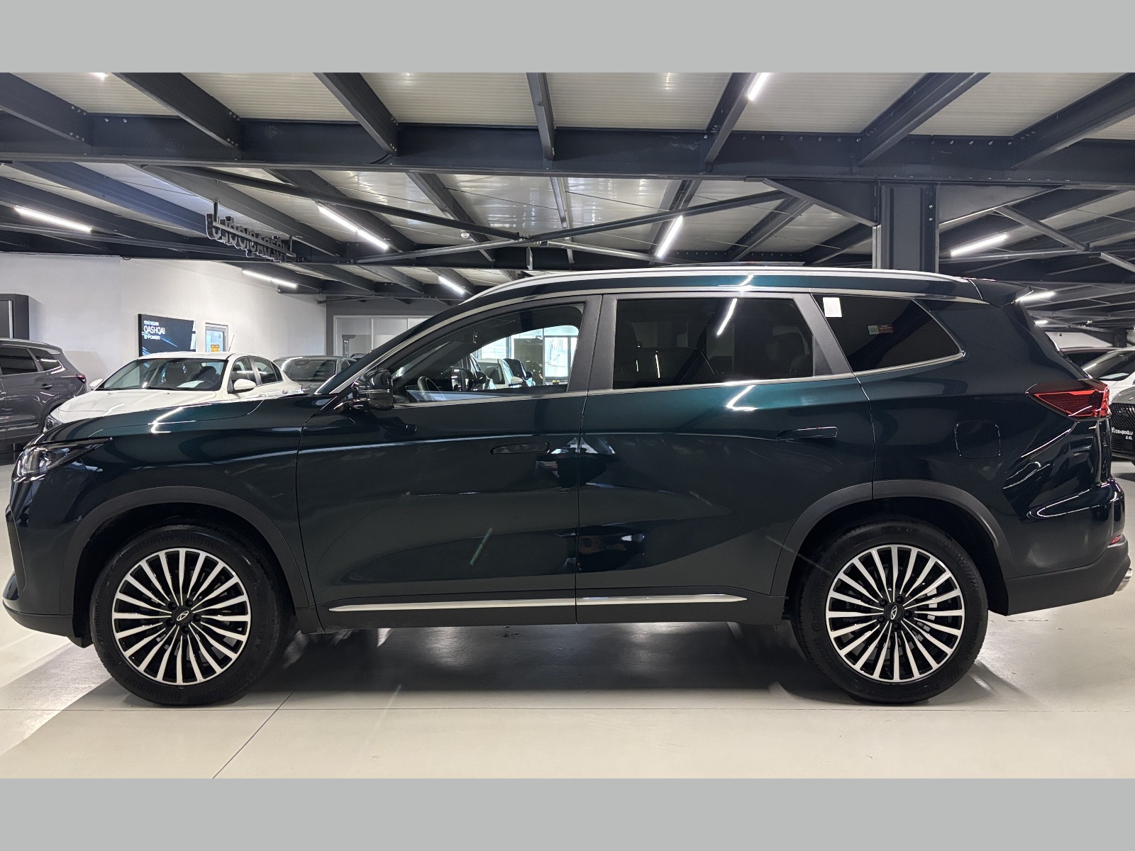 2026 Benzin Otomatik Chery Tiggo 8 Yeşil Yüzbaşıoğlu Otomotiv Mam. San ve Tic A.Ş.
