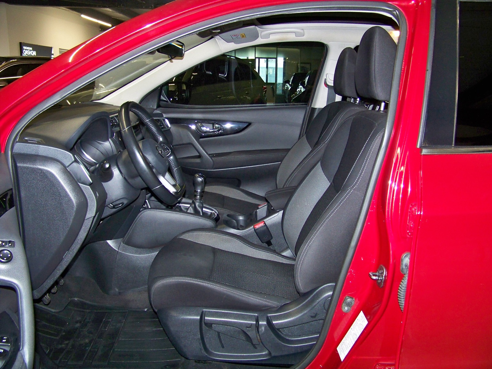 2018 Dizel Manuel Nissan Qashqai Kırmızı Yüzbaşıoğlu Otomotiv Mam. San ve Tic A.Ş.