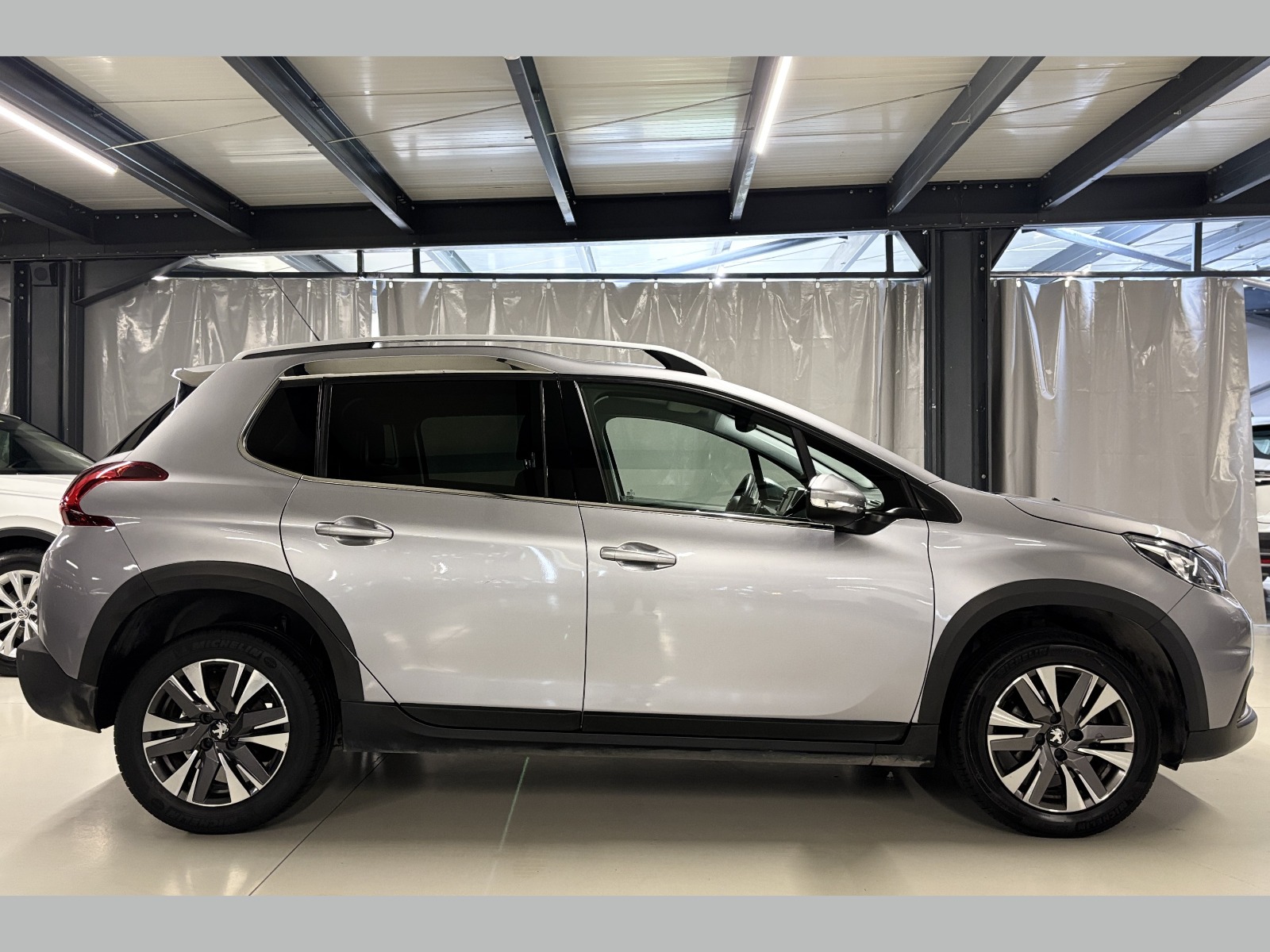 2017 Dizel Otomatik Peugeot 2008 Gri Yüzbaşıoğlu Otomotiv Mam. San ve Tic A.Ş.