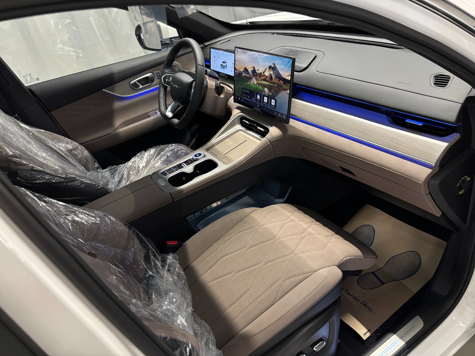 2025 Benzin Otomatik Chery Tiggo 8 Beyaz Yüzbaşıoğlu Otomotiv Mam. San ve Tic A.Ş.