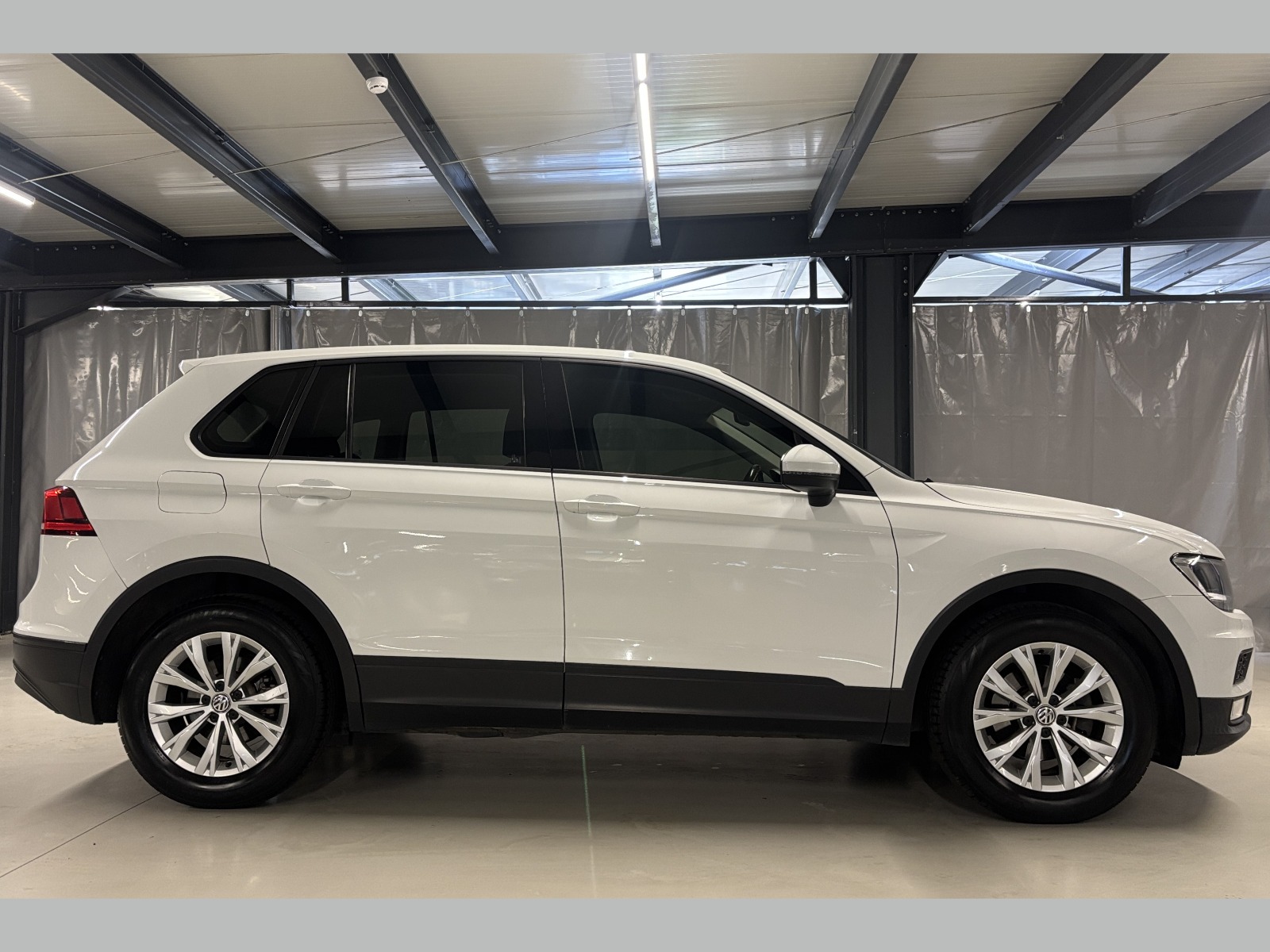 2017 Benzin Otomatik Volkswagen Tiguan Beyaz Yüzbaşıoğlu Otomotiv Mam. San ve Tic A.Ş.