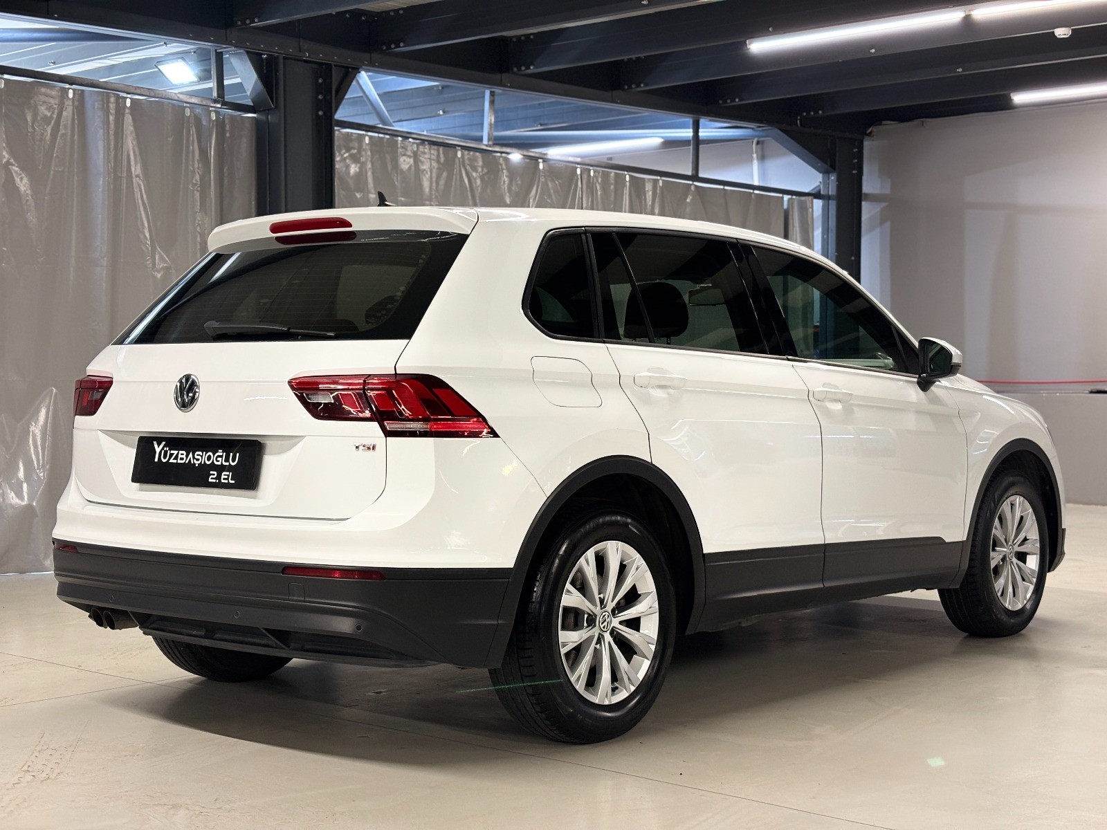 2017 Benzin Otomatik Volkswagen Tiguan Beyaz Yüzbaşıoğlu Otomotiv Mam. San ve Tic A.Ş.