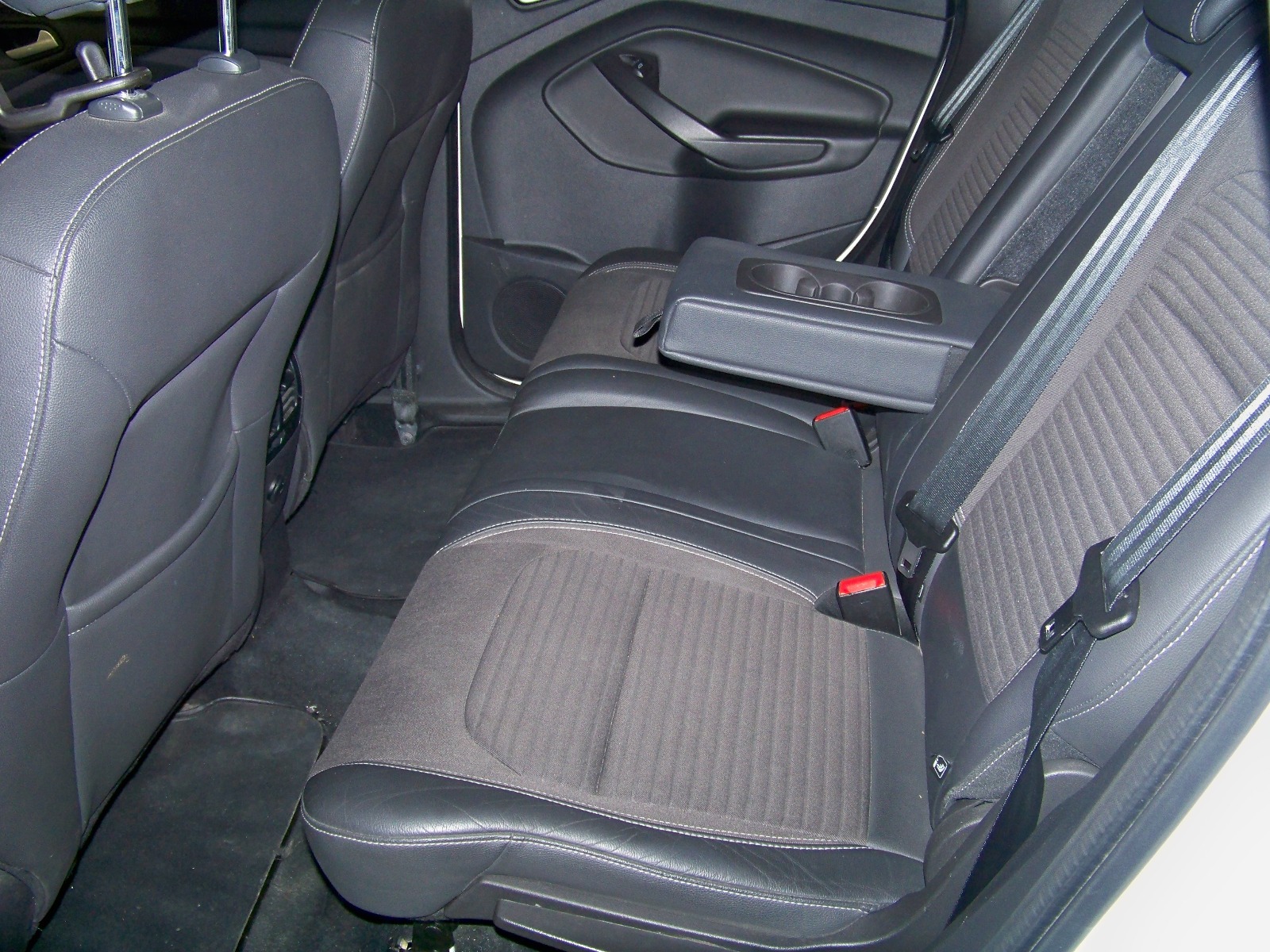 2019 Dizel Otomatik Ford Kuga Beyaz Yüzbaşıoğlu Otomotiv Mam. San ve Tic A.Ş.
