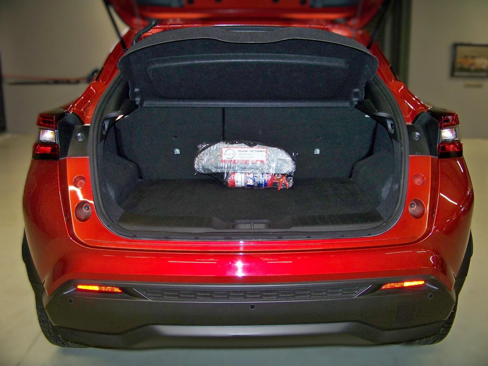 2025 Benzin Otomatik Nissan Juke Kırmızı Yüzbaşıoğlu Otomotiv Mam. San ve Tic A.Ş.