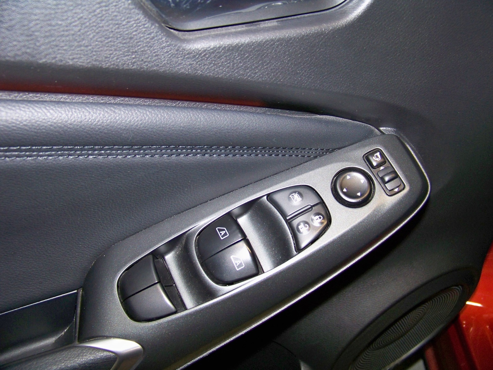 2025 Benzin Otomatik Nissan Juke Kırmızı Yüzbaşıoğlu Otomotiv Mam. San ve Tic A.Ş.