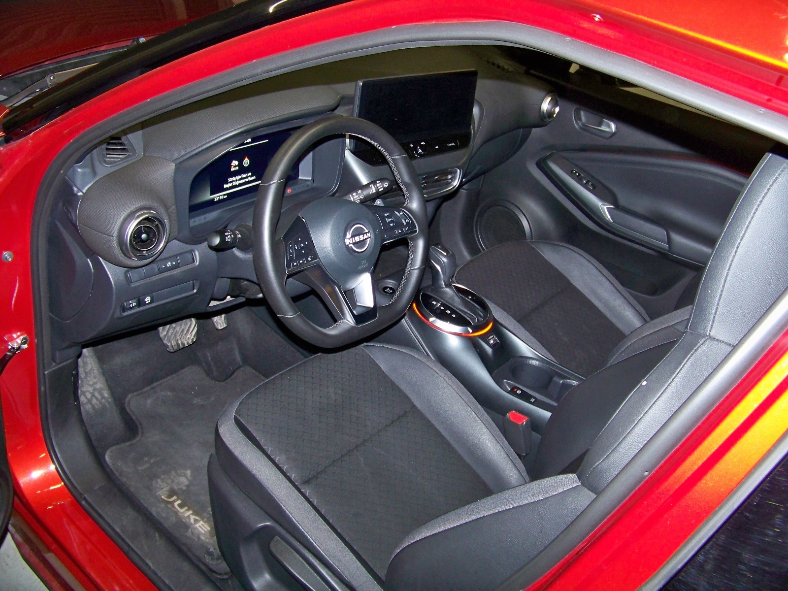 2025 Benzin Otomatik Nissan Juke Kırmızı Yüzbaşıoğlu Otomotiv Mam. San ve Tic A.Ş.