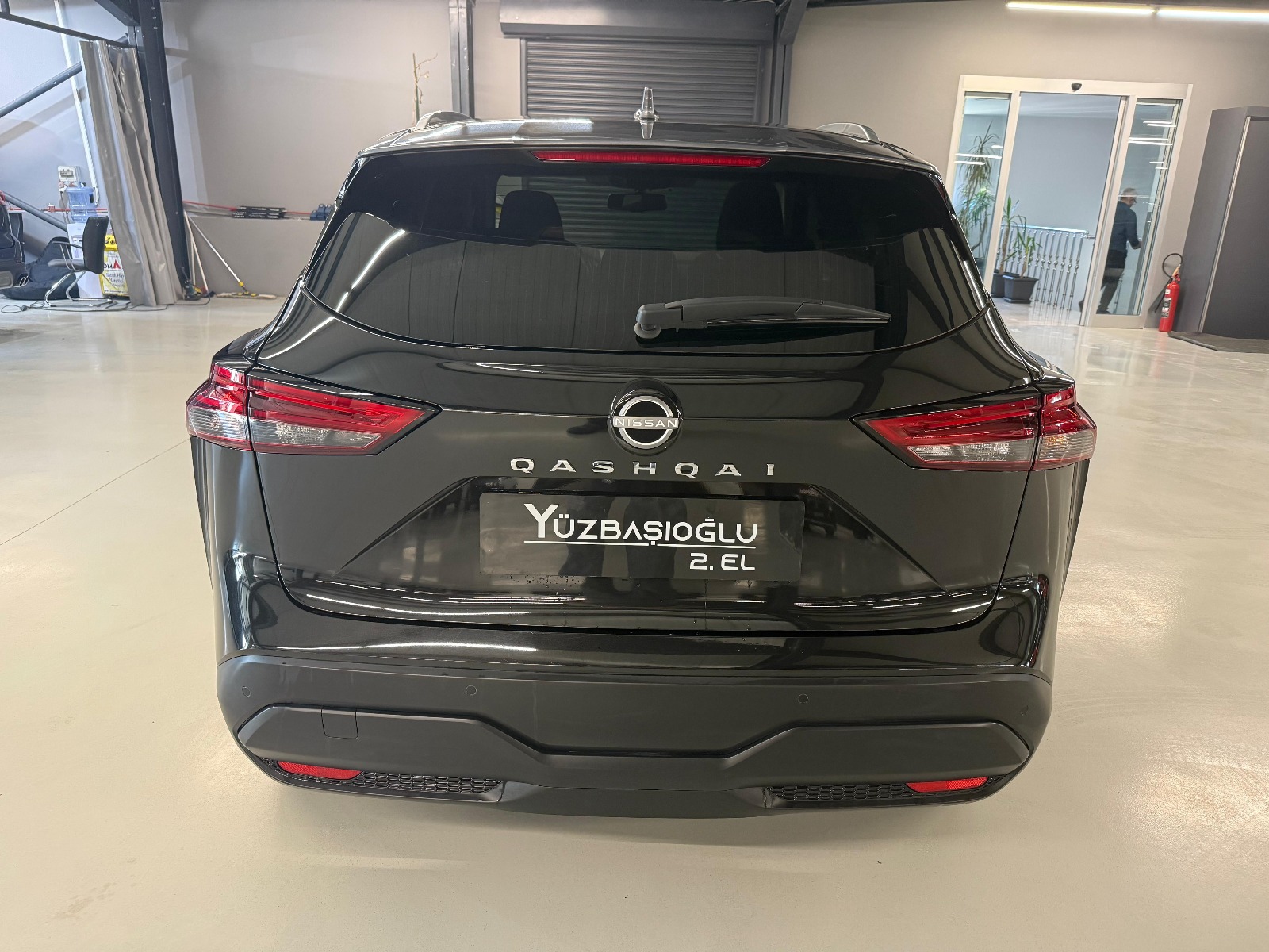 2023 MHEV Otomatik Nissan Qashqai Siyah Yüzbaşıoğlu Otomotiv Mam. San ve Tic A.Ş.