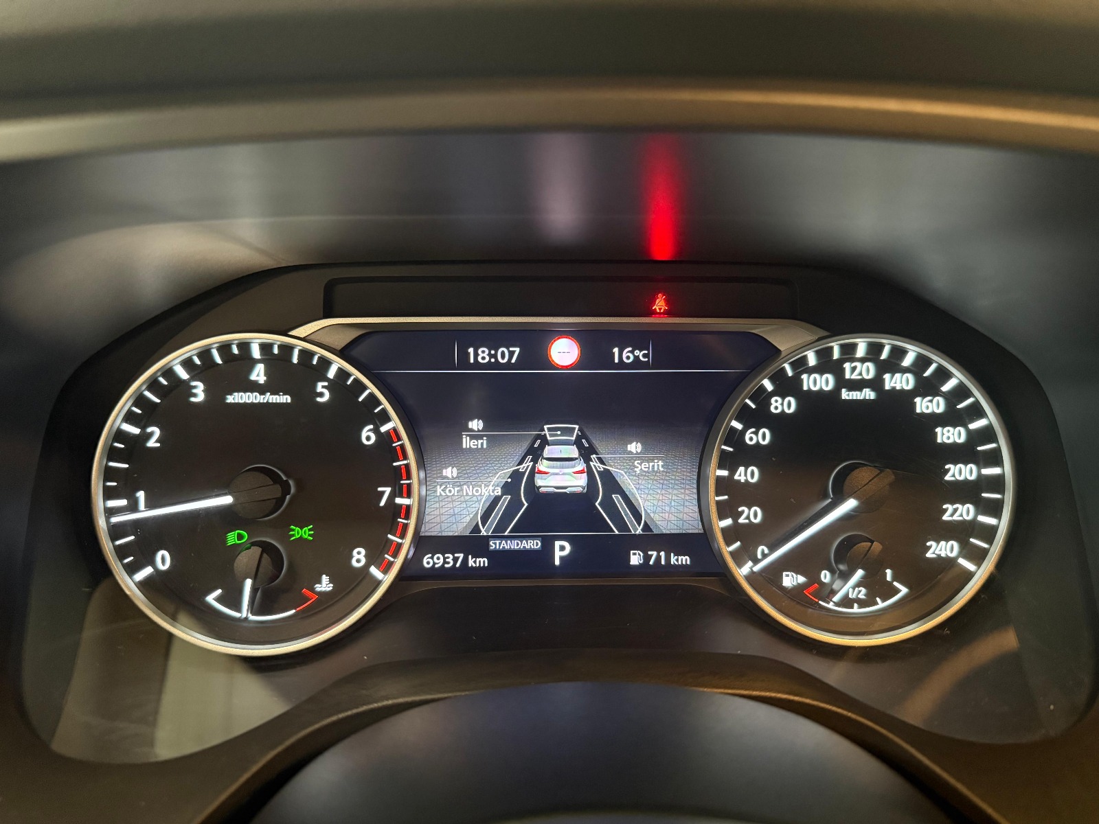 2023 MHEV Otomatik Nissan Qashqai Siyah Yüzbaşıoğlu Otomotiv Mam. San ve Tic A.Ş.