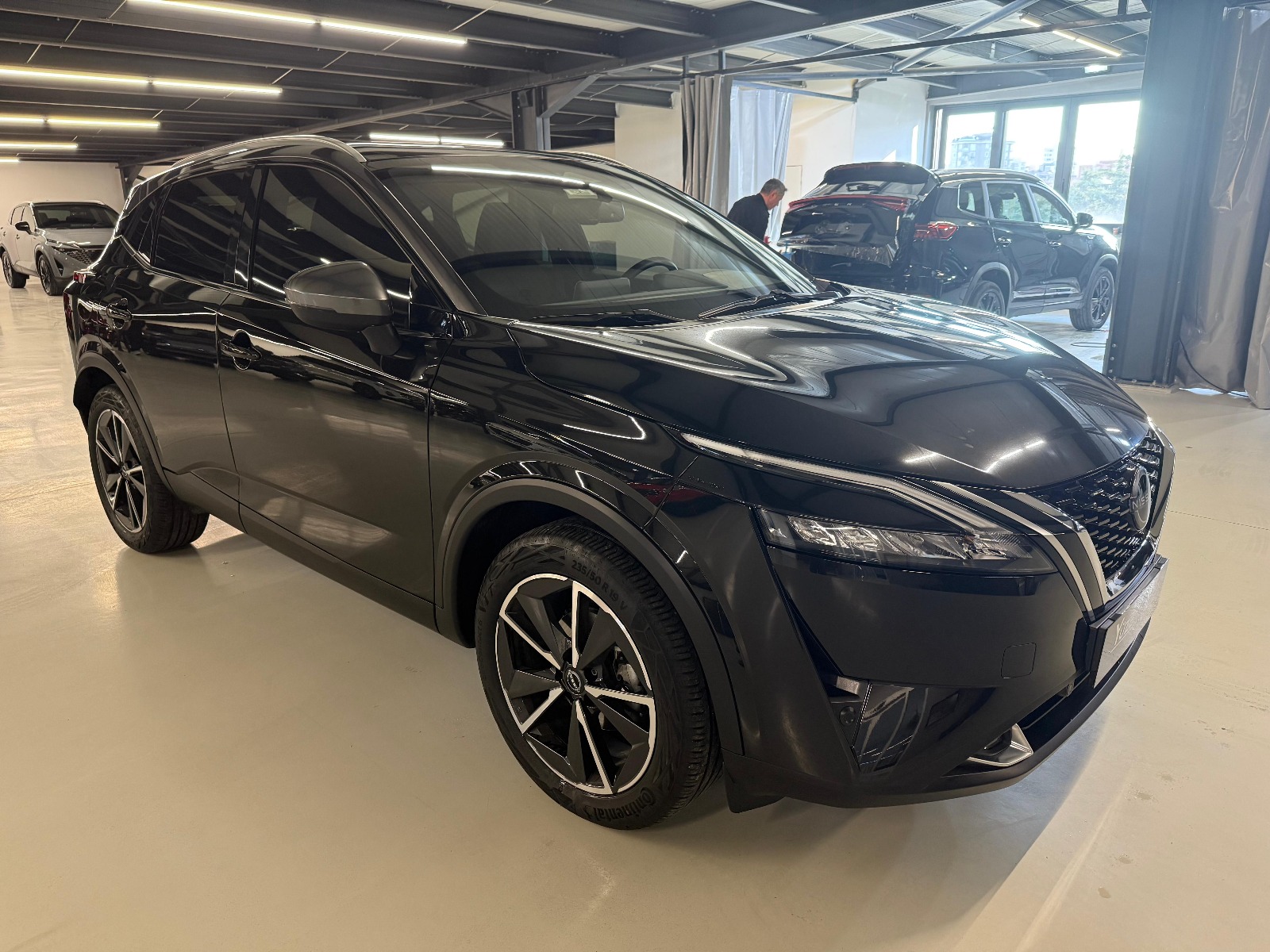2023 MHEV Otomatik Nissan Qashqai Siyah Yüzbaşıoğlu Otomotiv Mam. San ve Tic A.Ş.