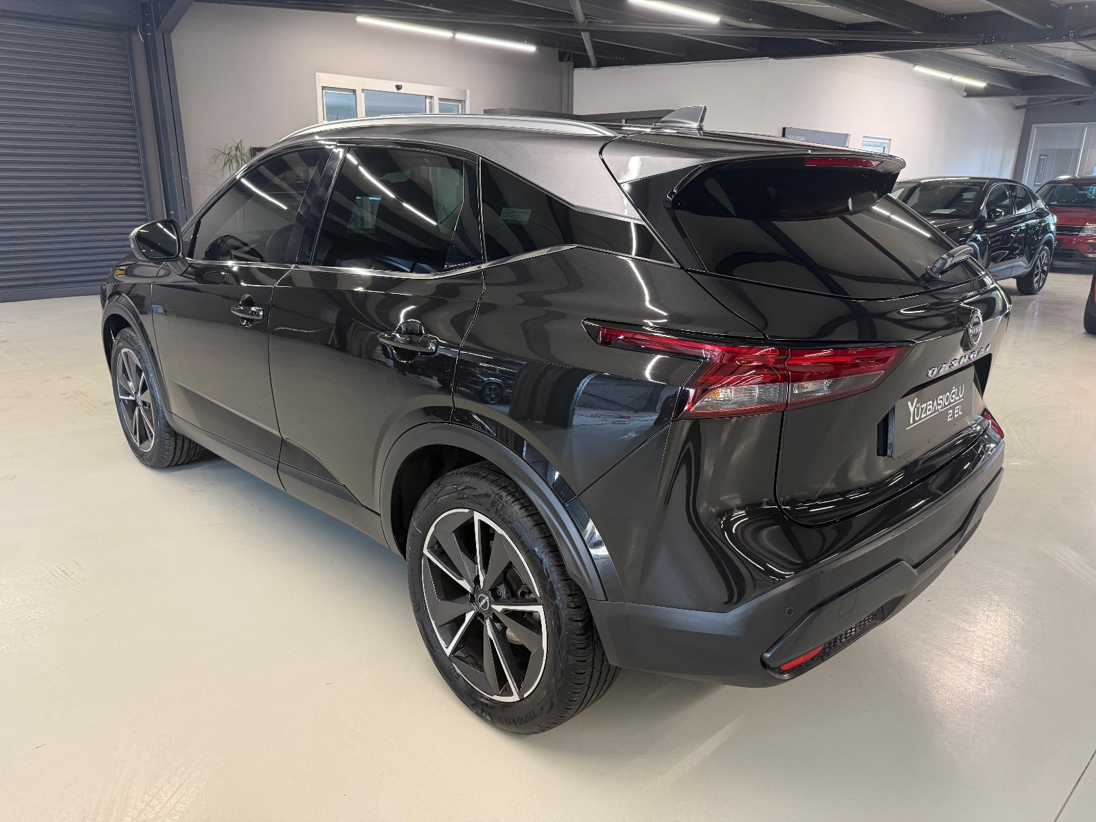 2023 MHEV Otomatik Nissan Qashqai Siyah Yüzbaşıoğlu Otomotiv Mam. San ve Tic A.Ş.