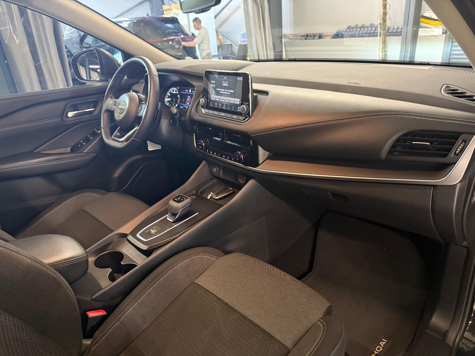 2023 MHEV Otomatik Nissan Qashqai Siyah Yüzbaşıoğlu Otomotiv Mam. San ve Tic A.Ş.