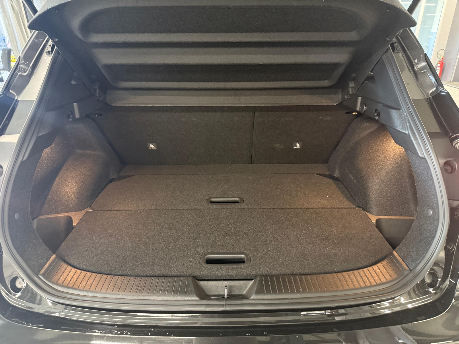 2023 MHEV Otomatik Nissan Qashqai Siyah Yüzbaşıoğlu Otomotiv Mam. San ve Tic A.Ş.