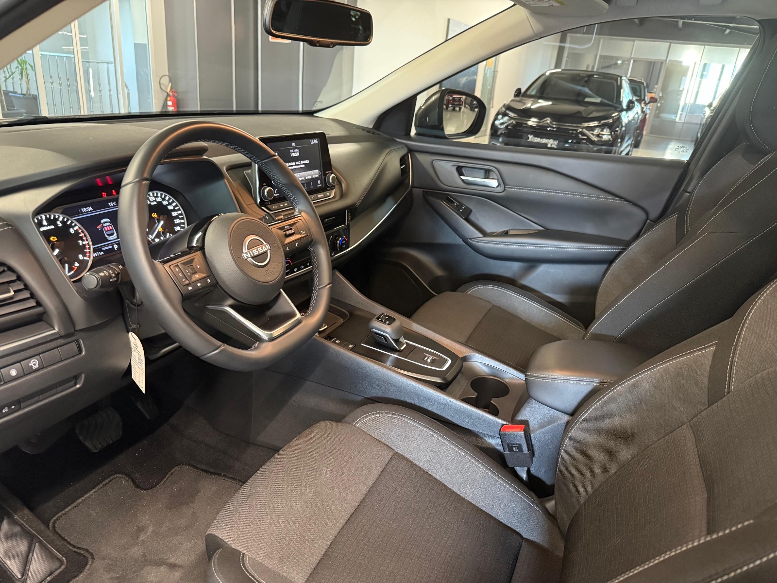 2023 MHEV Otomatik Nissan Qashqai Siyah Yüzbaşıoğlu Otomotiv Mam. San ve Tic A.Ş.