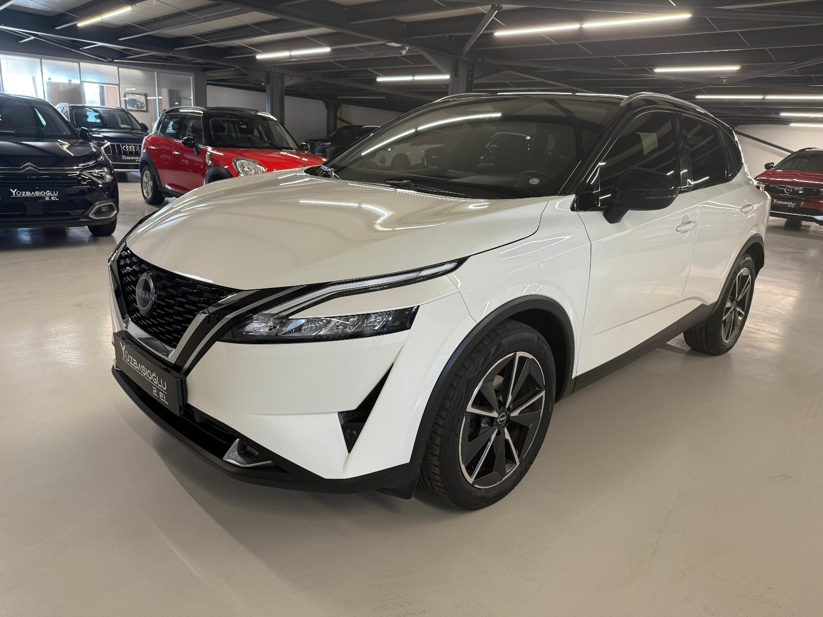 2022 MHEV Otomatik Nissan Qashqai Beyaz Yüzbaşıoğlu Otomotiv Mam. San ve Tic A.Ş.
