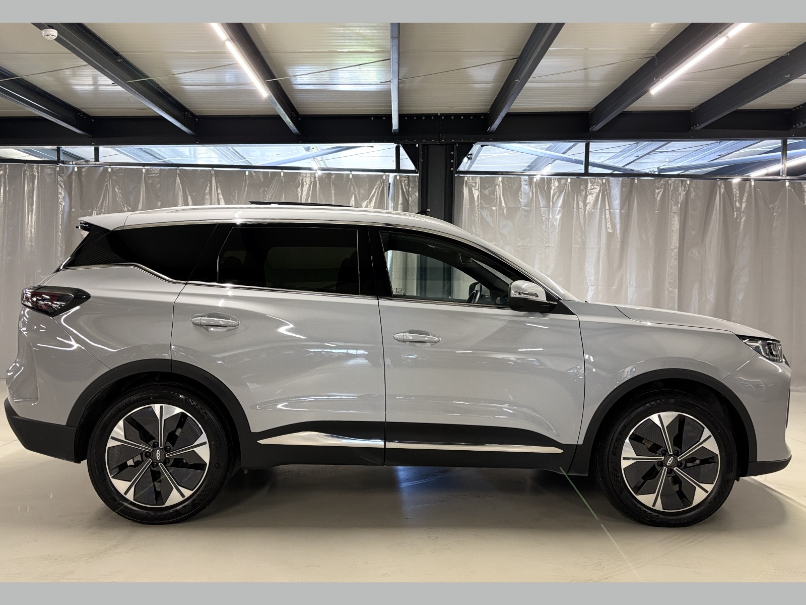 2025 Benzin Otomatik Chery Tiggo 7 Gri Yüzbaşıoğlu Otomotiv Mam. San ve Tic A.Ş.