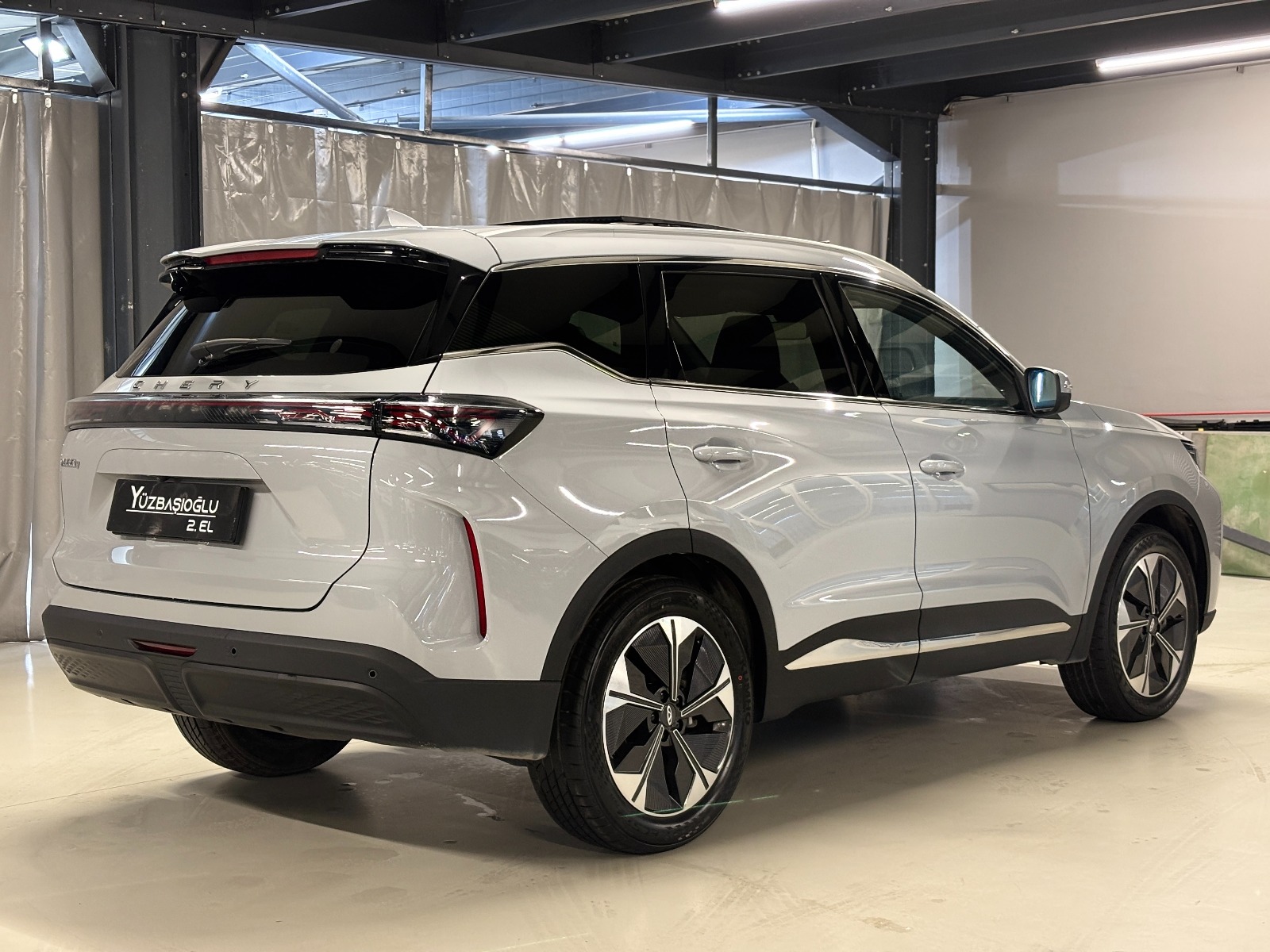 2025 Benzin Otomatik Chery Tiggo 7 Gri Yüzbaşıoğlu Otomotiv Mam. San ve Tic A.Ş.