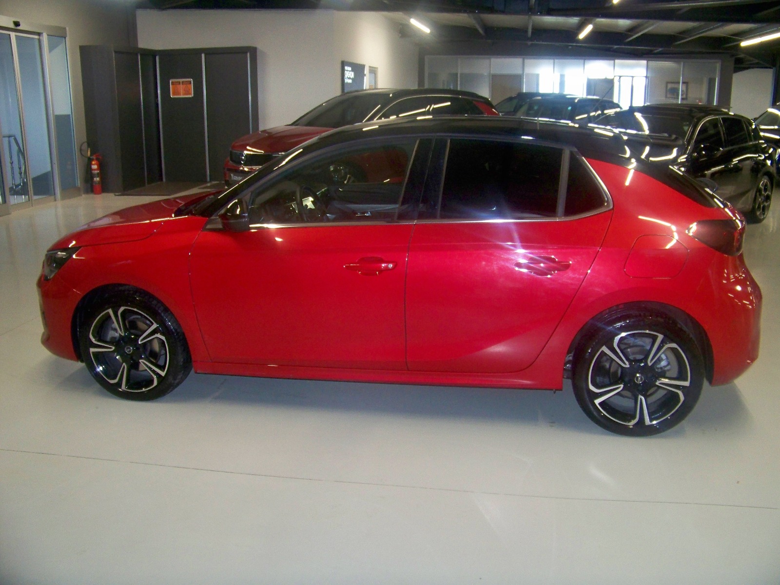 2023 Benzin Otomatik Opel Corsa Kırmızı Yüzbaşıoğlu Otomotiv Mam. San ve Tic A.Ş.