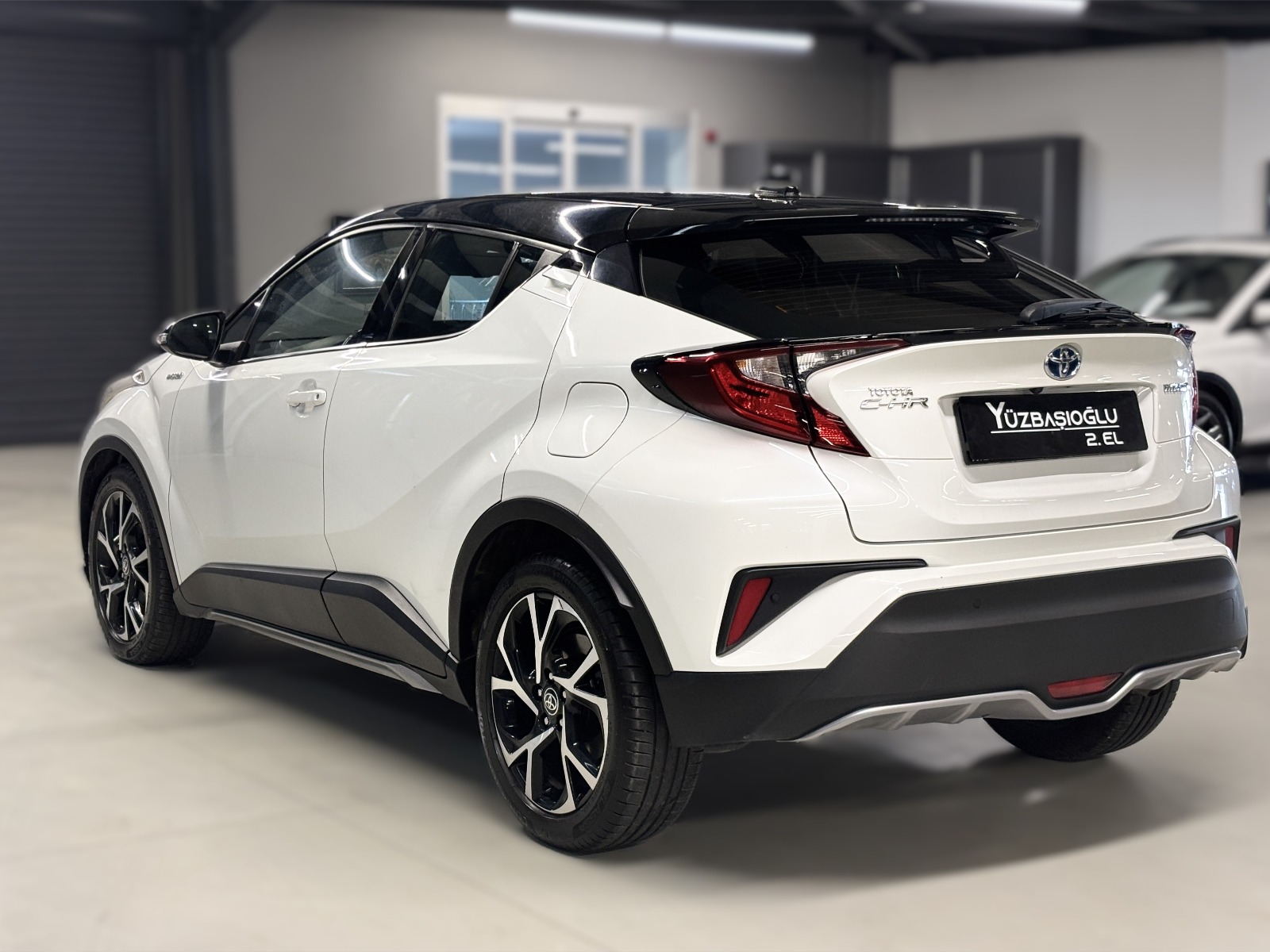 2020 Hybrid Otomatik Toyota C-HR Beyaz Yüzbaşıoğlu Otomotiv Mam. San ve Tic A.Ş.