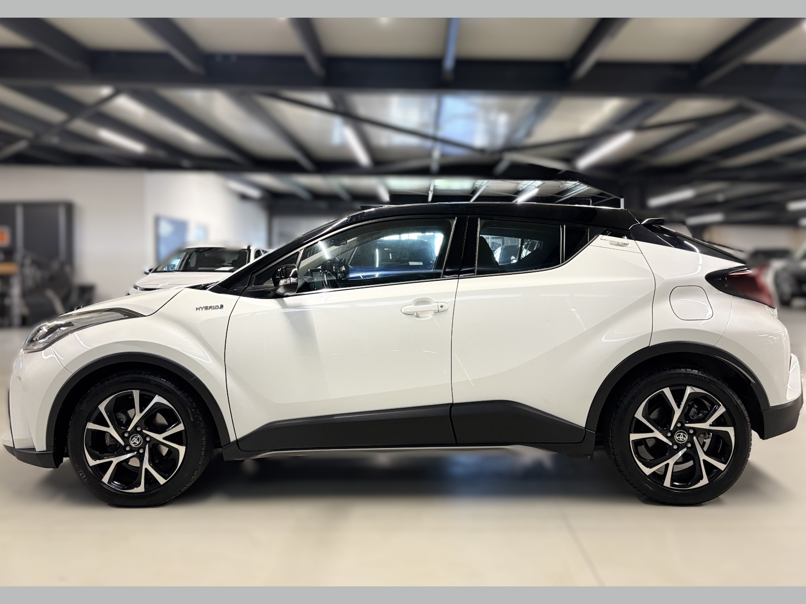 2020 Hybrid Otomatik Toyota C-HR Beyaz Yüzbaşıoğlu Otomotiv Mam. San ve Tic A.Ş.