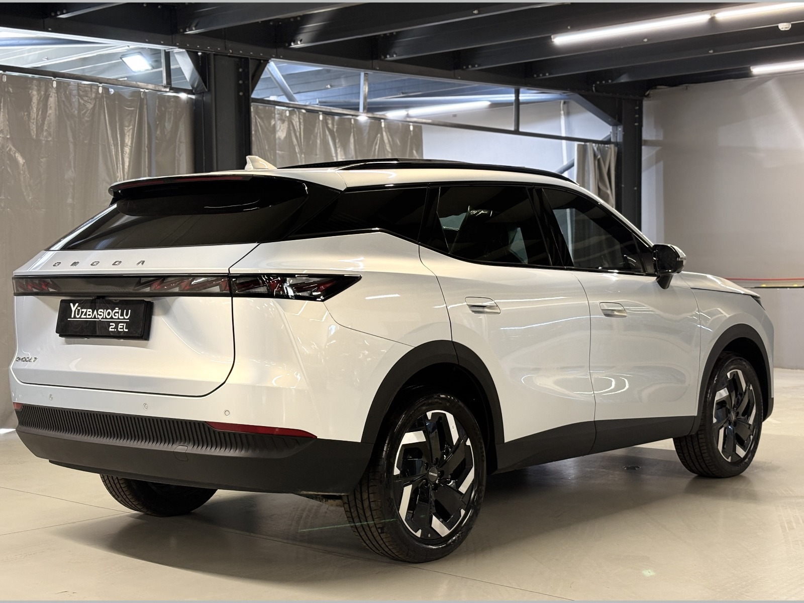 2026 Benzin Otomatik Omoda 7 Gri Yüzbaşıoğlu Otomotiv Mam. San ve Tic A.Ş.