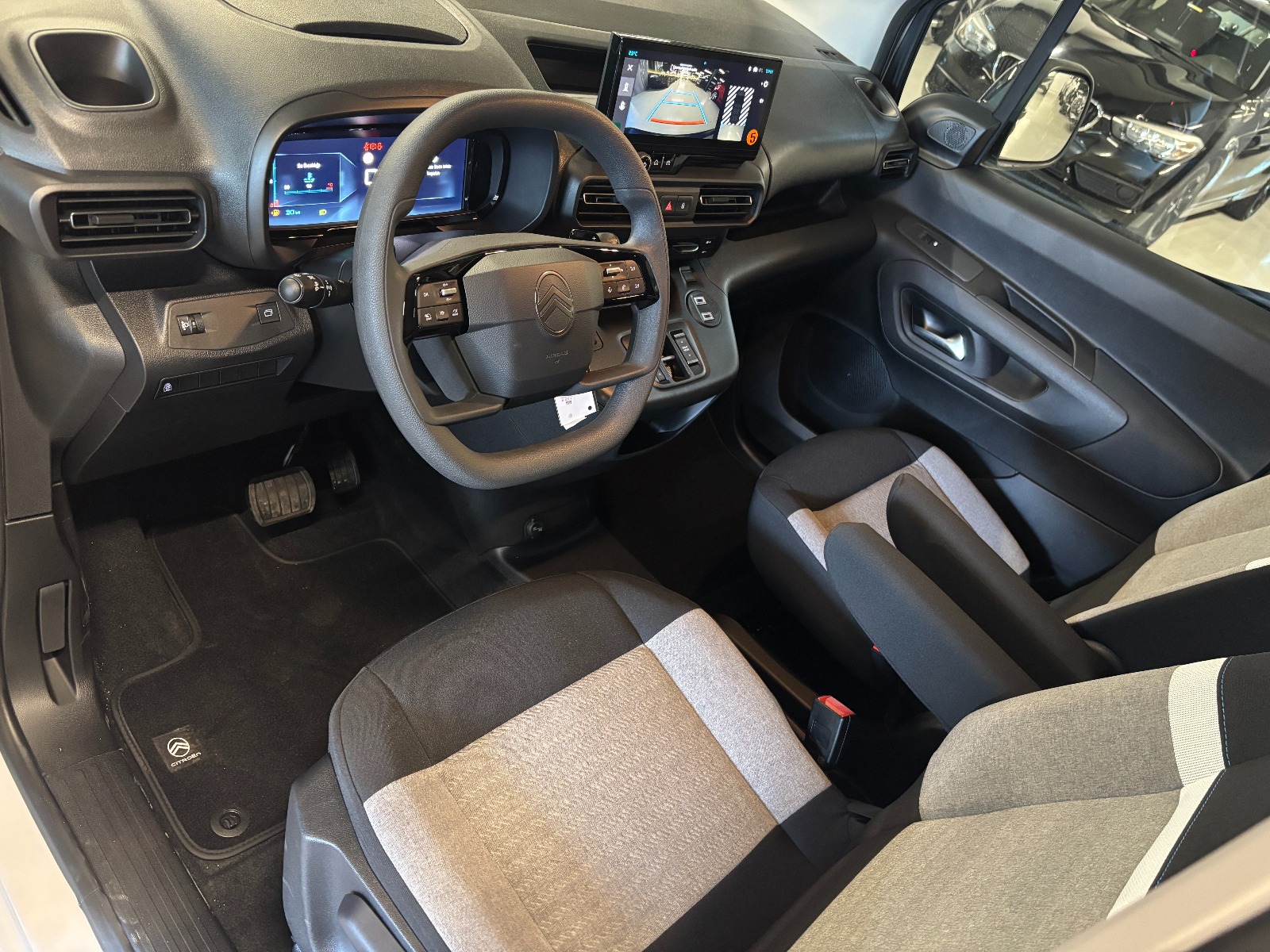 2026 Dizel Otomatik Citroen Berlingo Beyaz Yüzbaşıoğlu Otomotiv Mam. San ve Tic A.Ş.