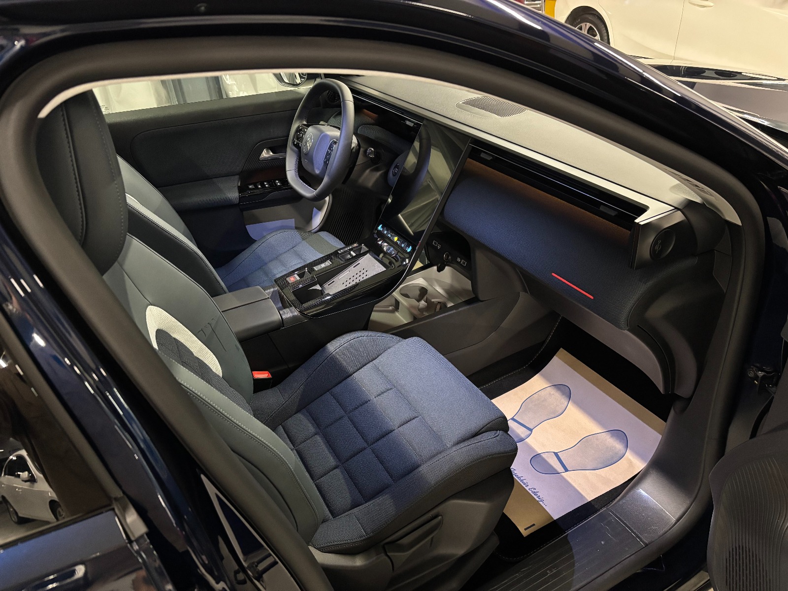 2025 MHEV Otomatik Citroen C5 AirCross Mavi Yüzbaşıoğlu Otomotiv Mam. San ve Tic A.Ş.