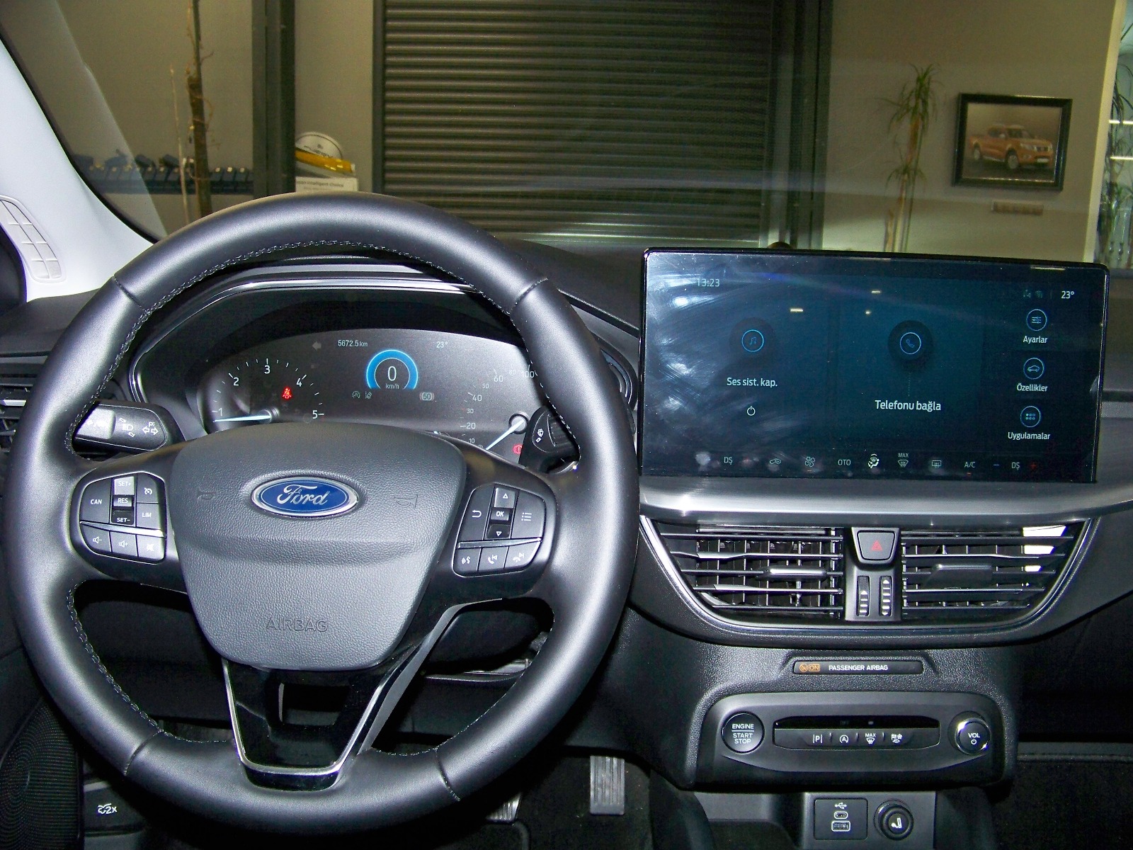 2024 Dizel Otomatik Ford Focus Mavi Yüzbaşıoğlu Otomotiv Mam. San ve Tic A.Ş.