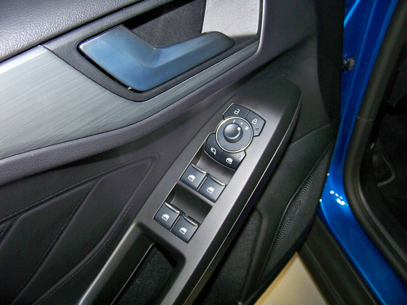 2024 Dizel Otomatik Ford Focus Mavi Yüzbaşıoğlu Otomotiv Mam. San ve Tic A.Ş.