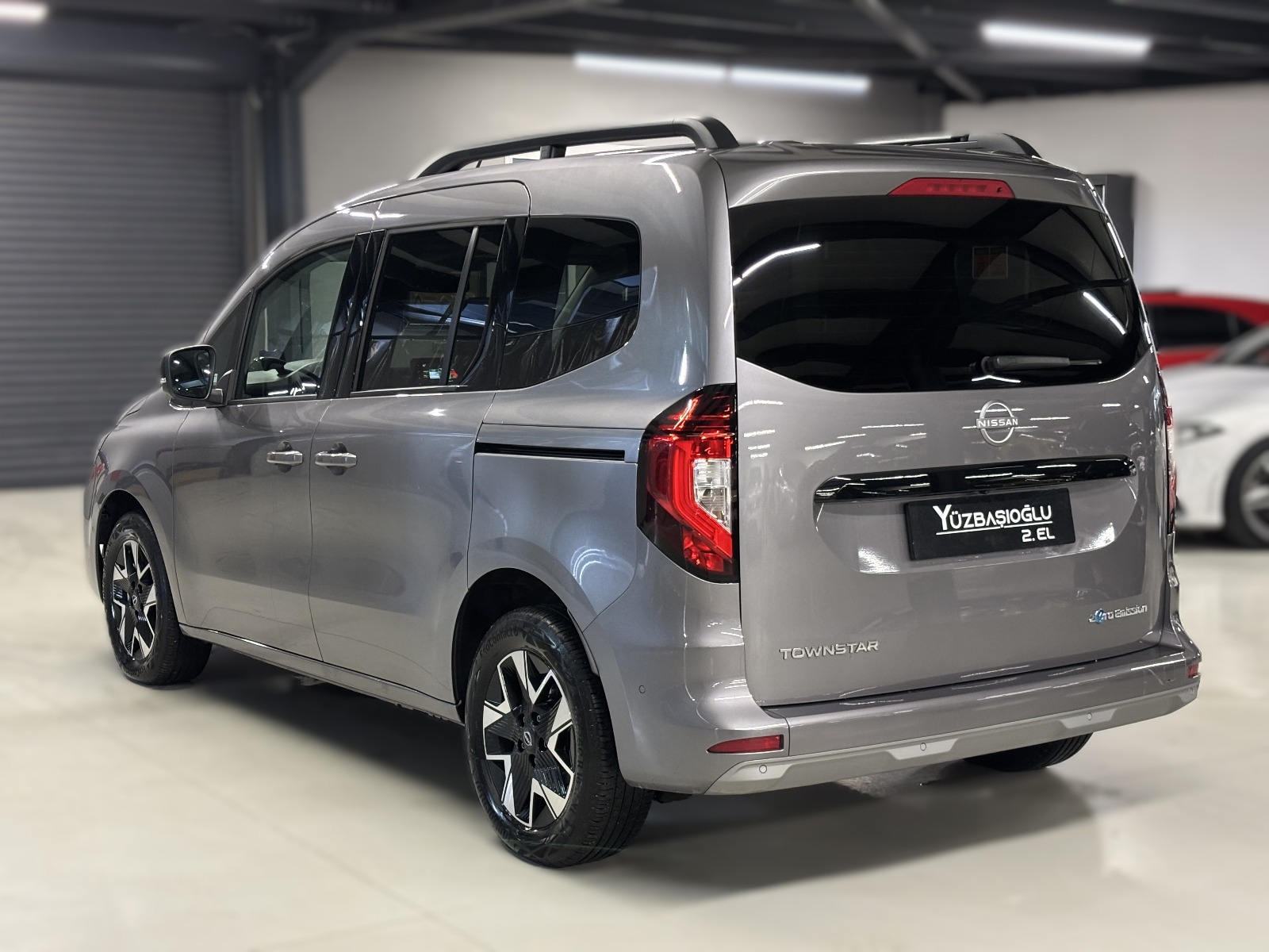 2025 Elektrik Otomatik Nissan Townstar Gri Yüzbaşıoğlu Otomotiv Mam. San ve Tic A.Ş.
