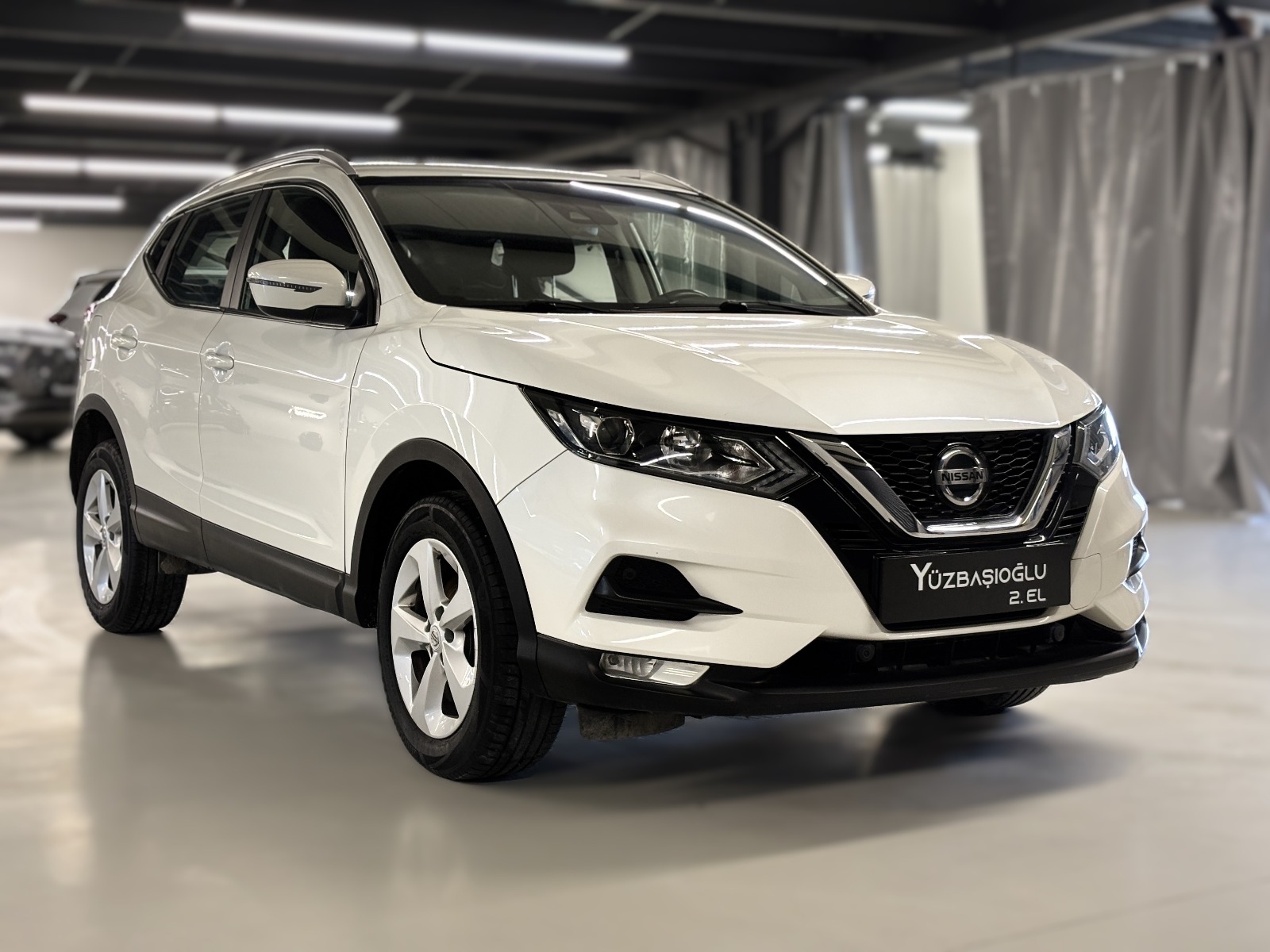 2019 Benzin Otomatik Nissan Qashqai Beyaz Yüzbaşıoğlu Otomotiv Mam. San ve Tic A.Ş.