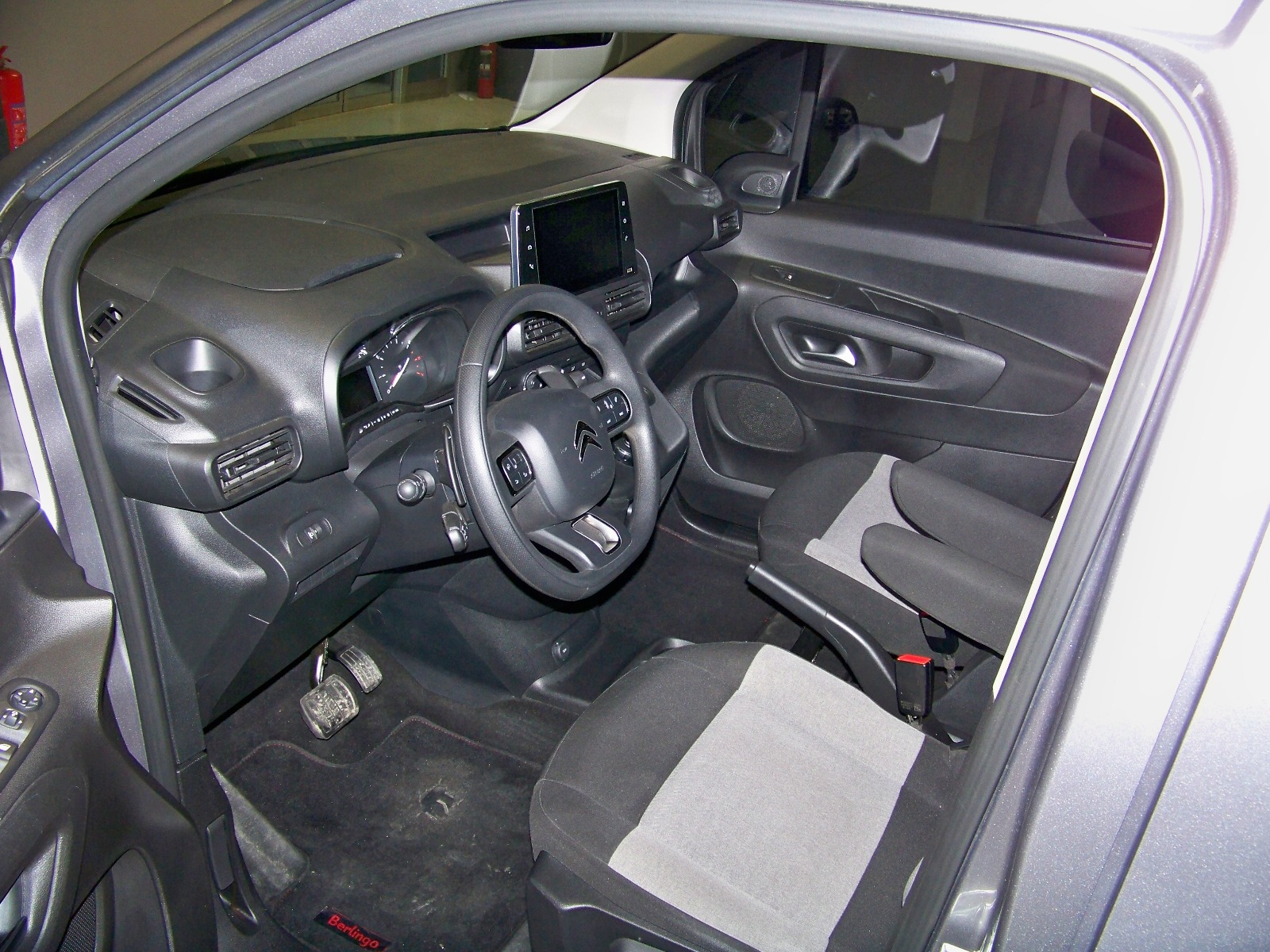 2022 Dizel Otomatik Citroen Berlingo Gri Yüzbaşıoğlu Otomotiv Mam. San ve Tic A.Ş.