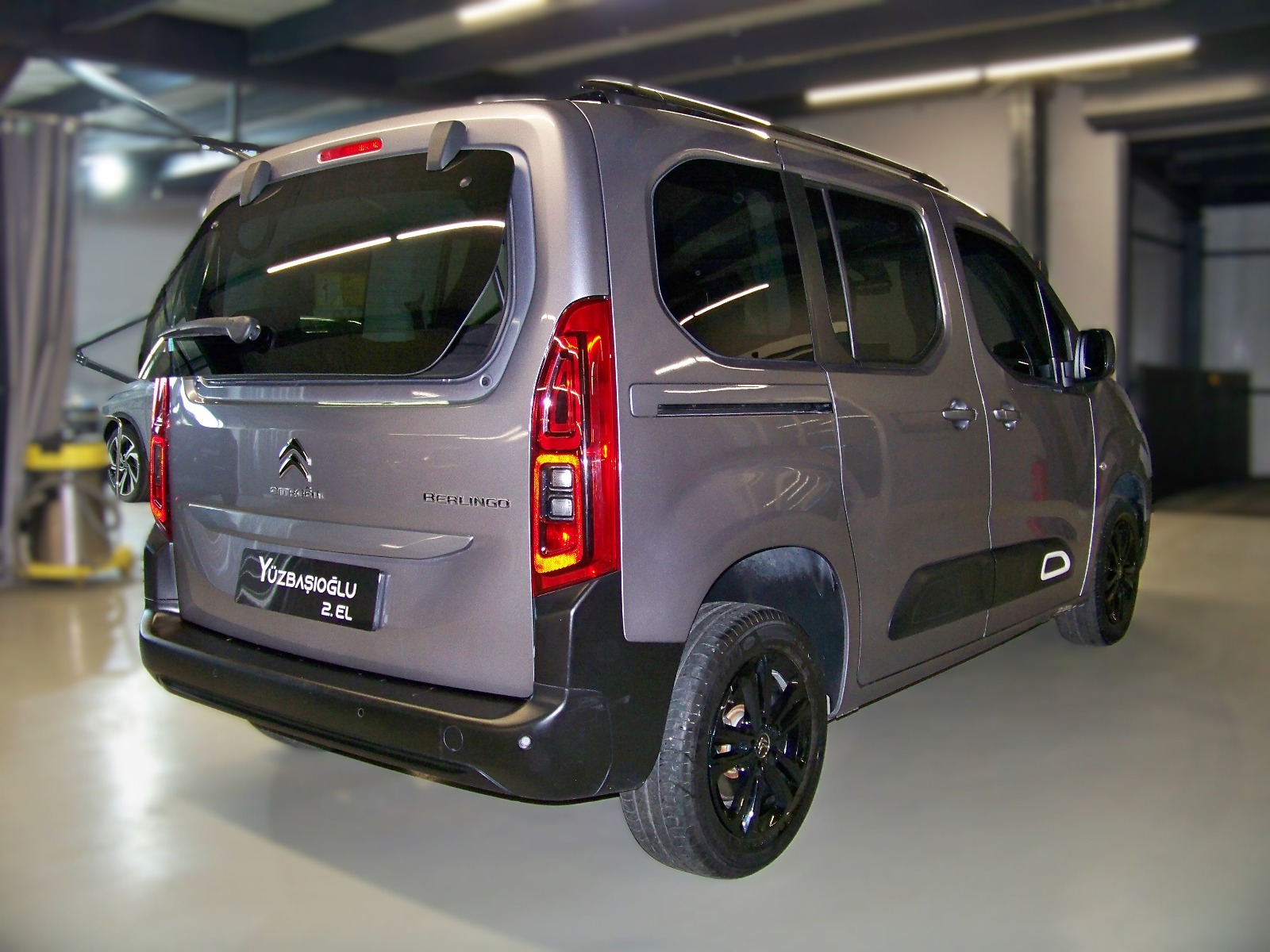 2022 Dizel Otomatik Citroen Berlingo Gri Yüzbaşıoğlu Otomotiv Mam. San ve Tic A.Ş.