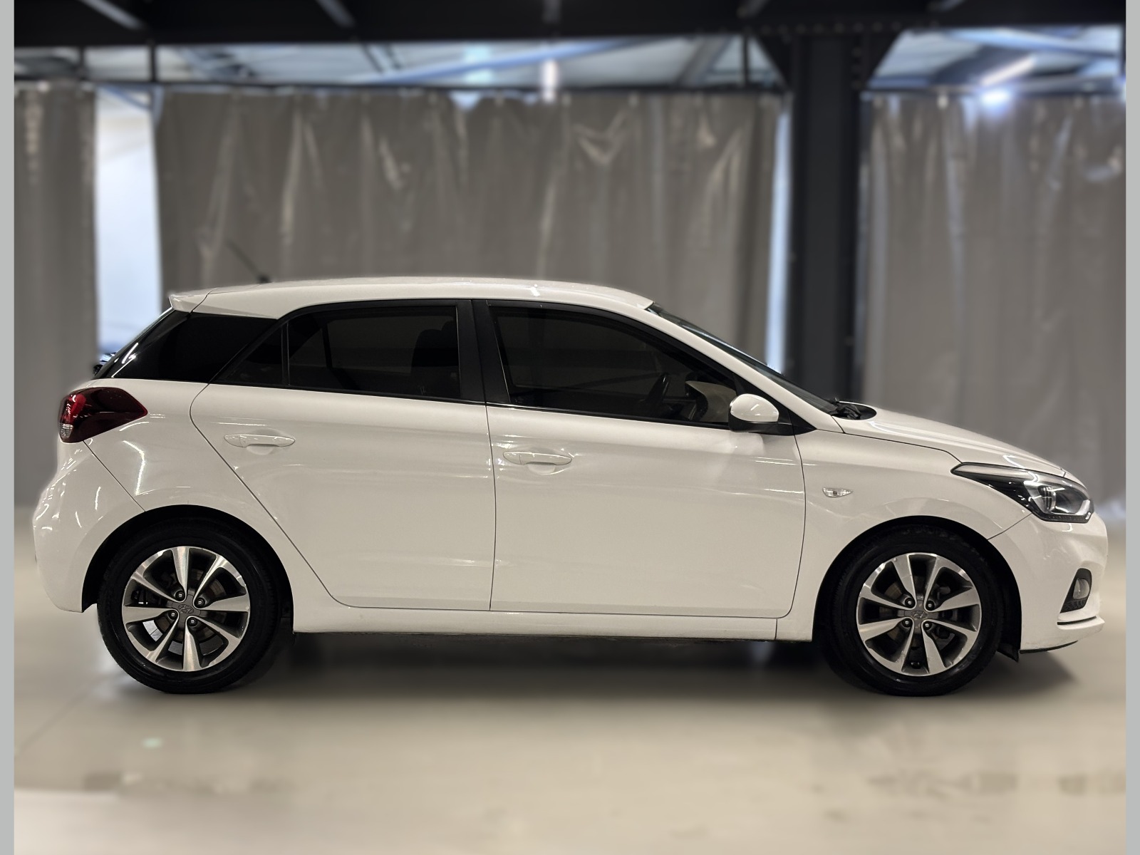 2019 Benzin Otomatik Hyundai i20 Beyaz Yüzbaşıoğlu Otomotiv Mam. San ve Tic A.Ş.