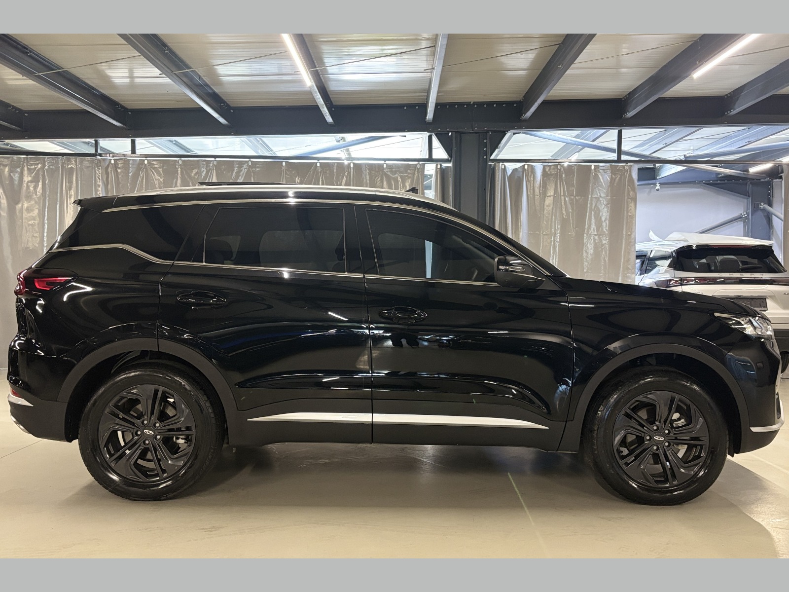 2024 Benzin Otomatik Chery Tiggo 7 Pro Siyah Yüzbaşıoğlu Otomotiv Mam. San ve Tic A.Ş.